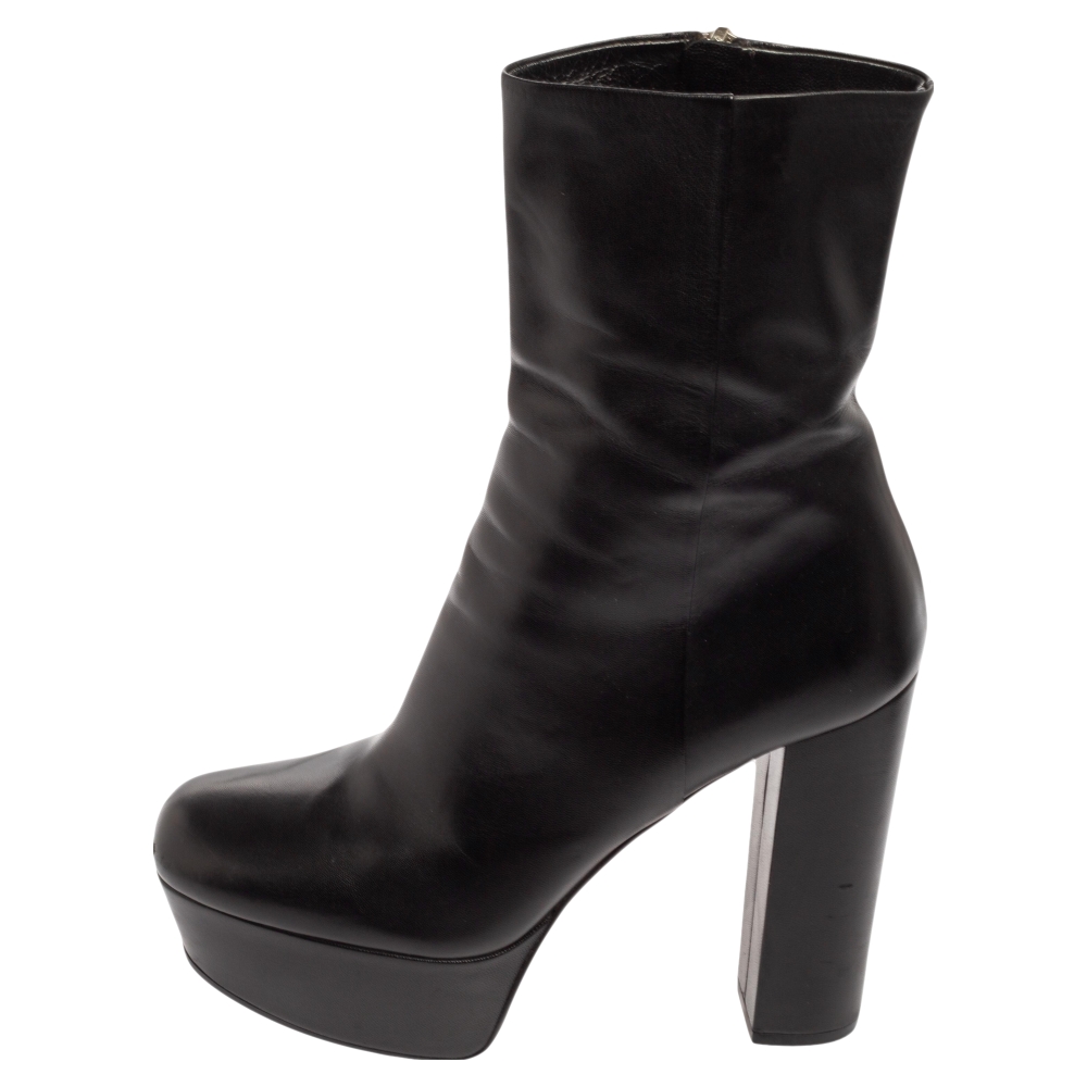 

Gucci Black Leather Zip Platform Ankle Boots Size