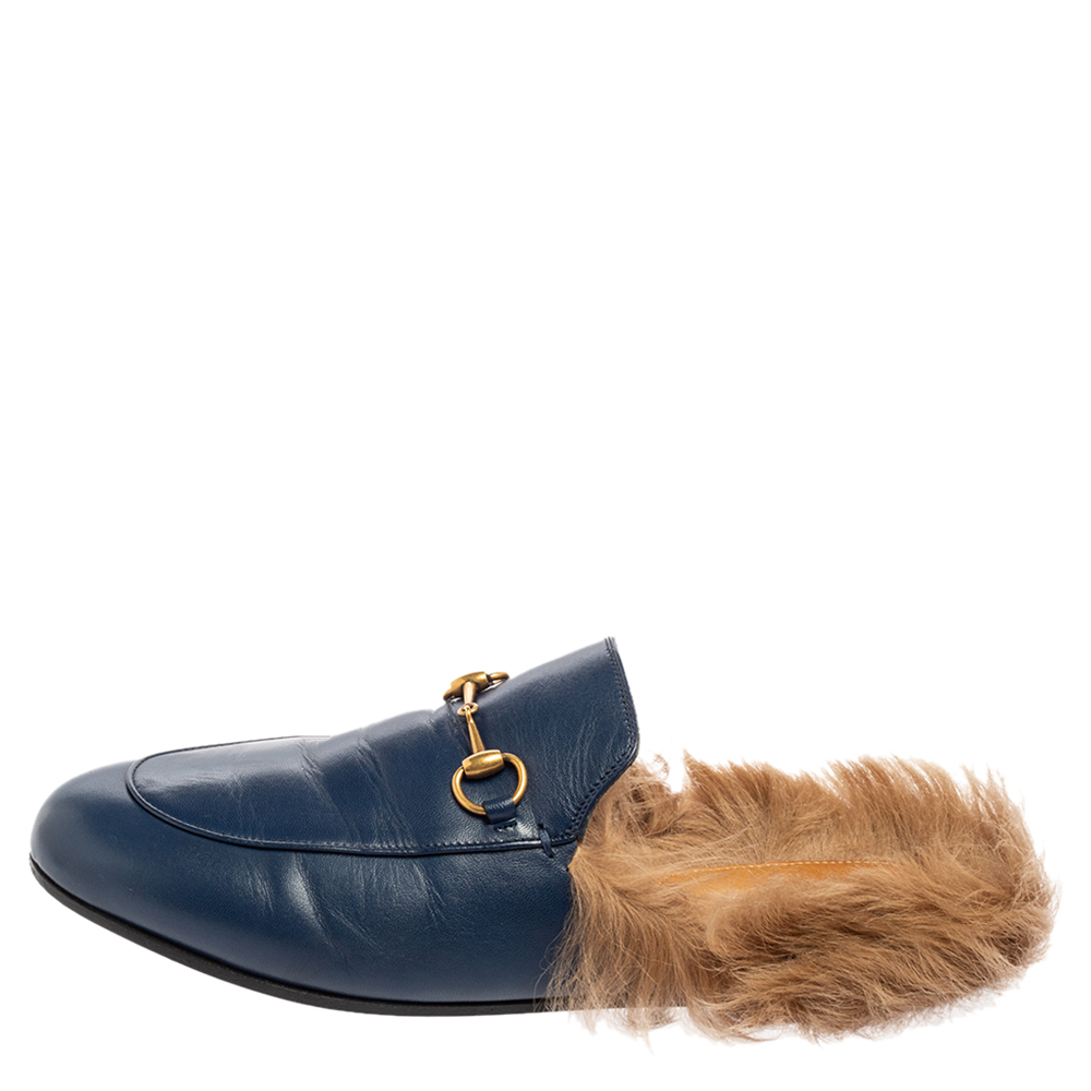 

Gucci Blue Leather And Fur Princetown Horsebit Flat Mules Size