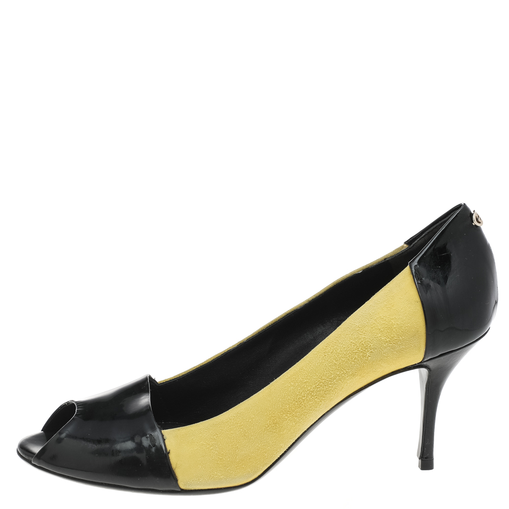 

Gucci Yellow/Black Suede And Patent Leather Peep Toe Pumps Size