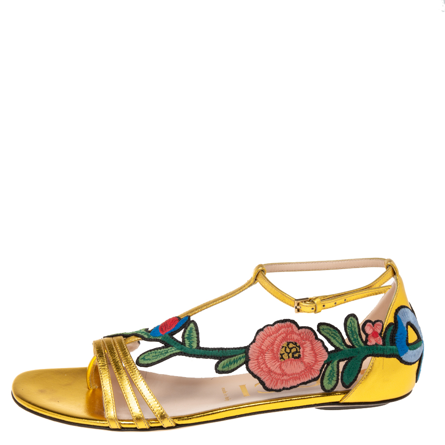 

Gucci Gold Leather Ophelie Floral-Embroidered Flat Sandals Size