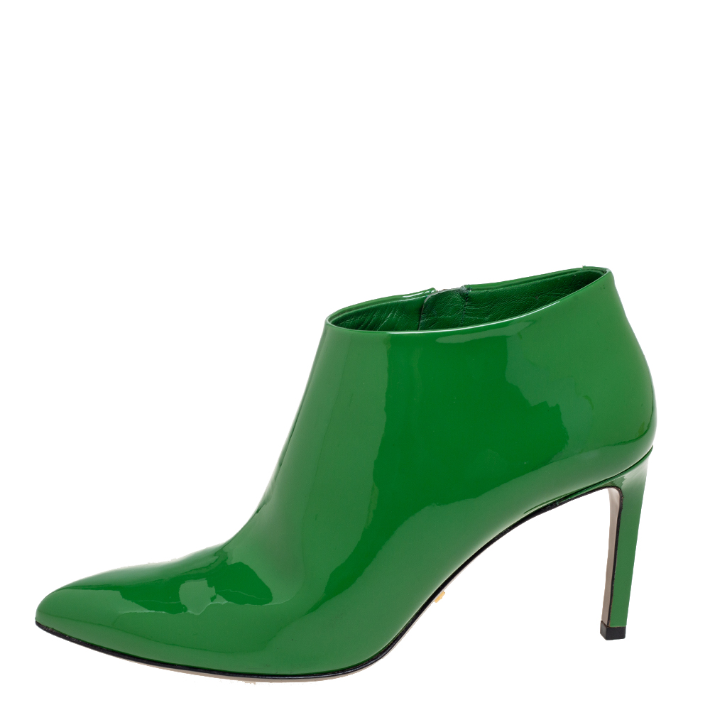 

Gucci Green Patent Leather Ankle Boots Size