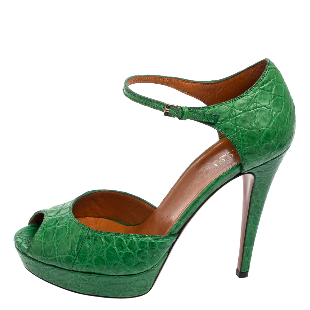 

Gucci Green Crocodile Peep Toe Platform Ankle Strap Pumps Size Size
