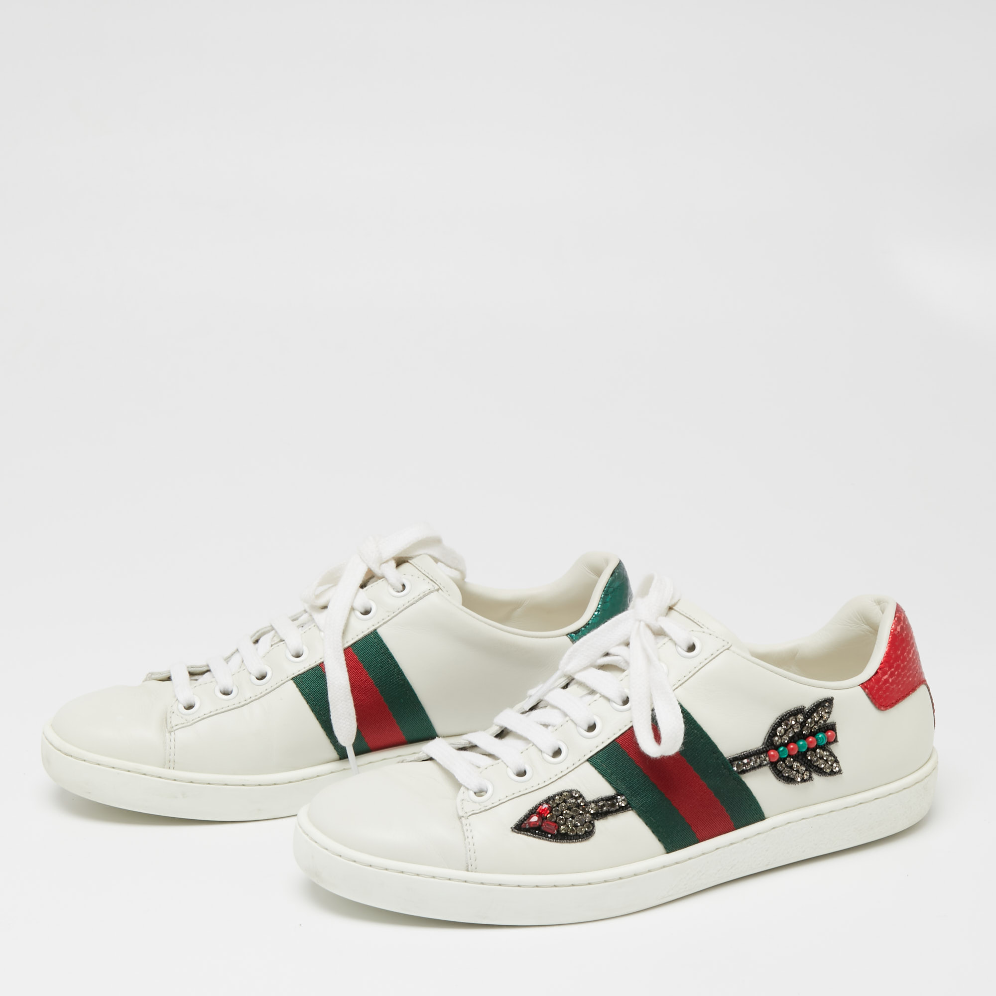 

Gucci White Leather And Python Embossed Arrow Embellished Ace Low Top Sneakers Size