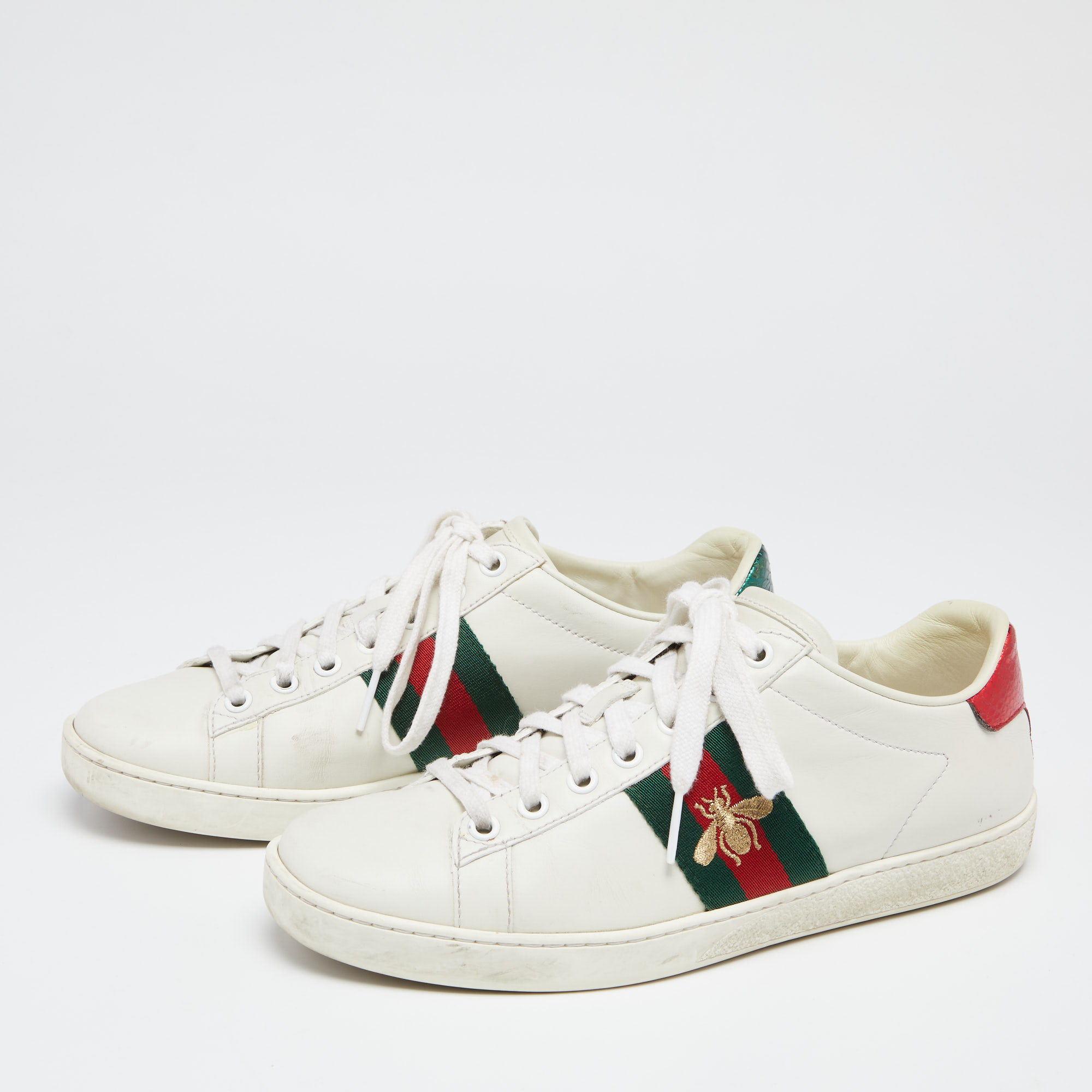 

Gucci White Leather Bee Web Ace Low Top Sneakers Size