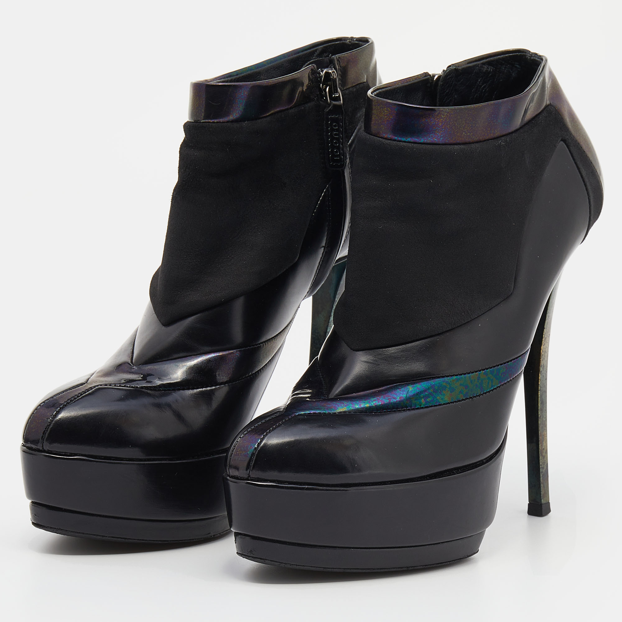 

Gucci Black Holographic Leather And Suede Platform Ankle Length Boots Size