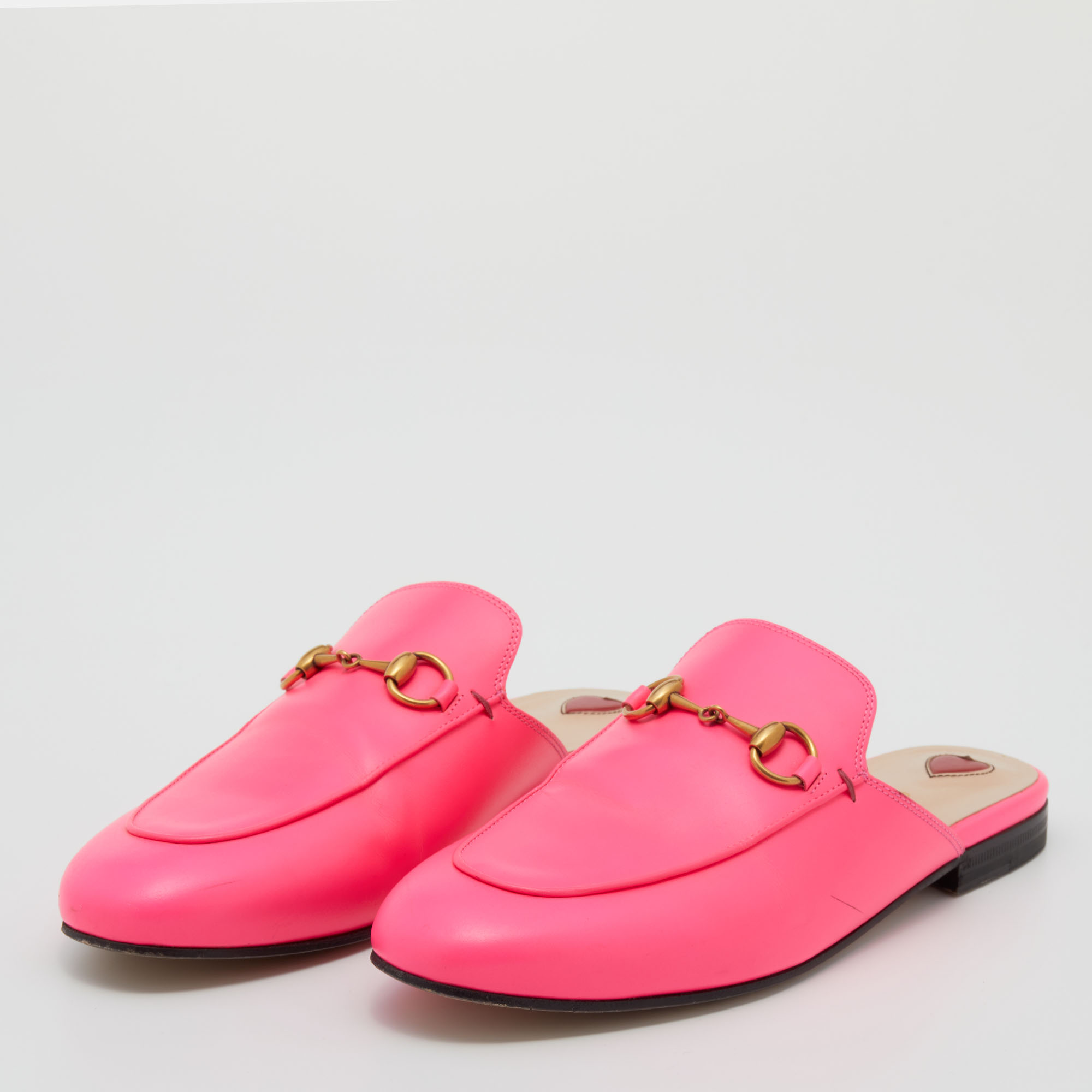 

Gucci Neon Pink Leather Princetown Horsebit Flat Mules Size