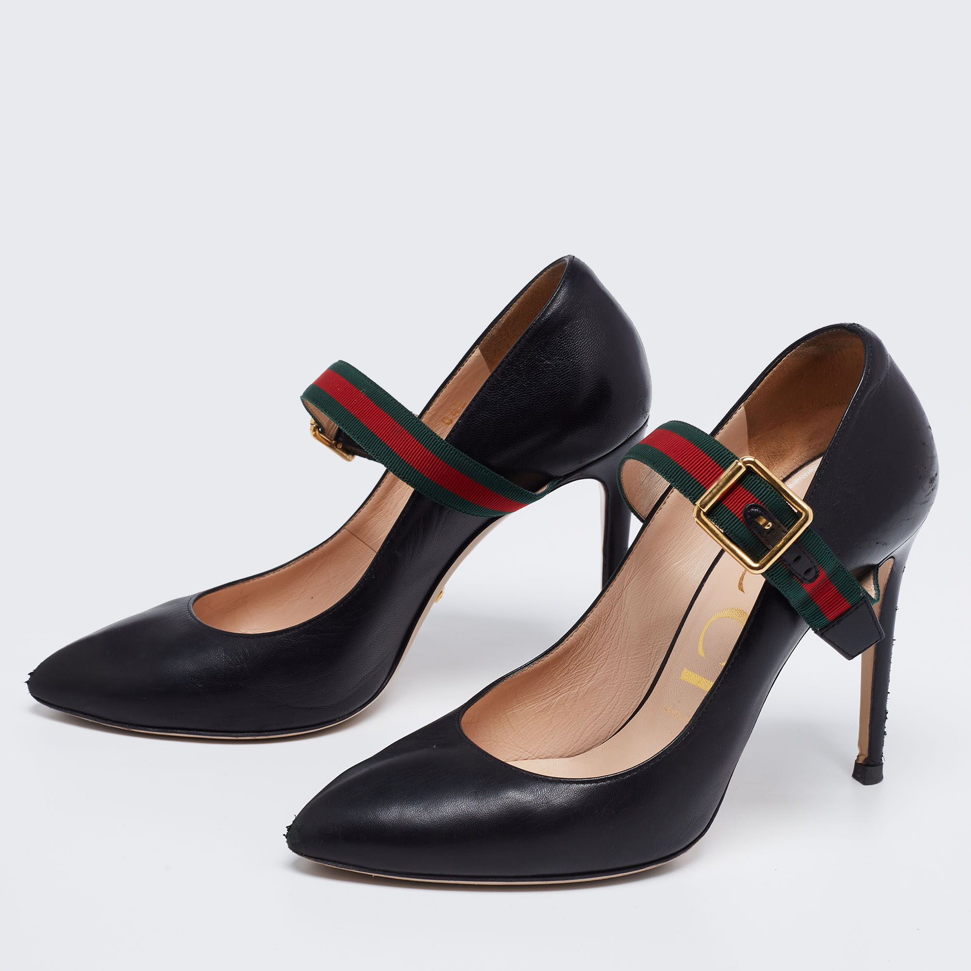 

Gucci Black Leather Sylvie Buckle Detail Pumps Size