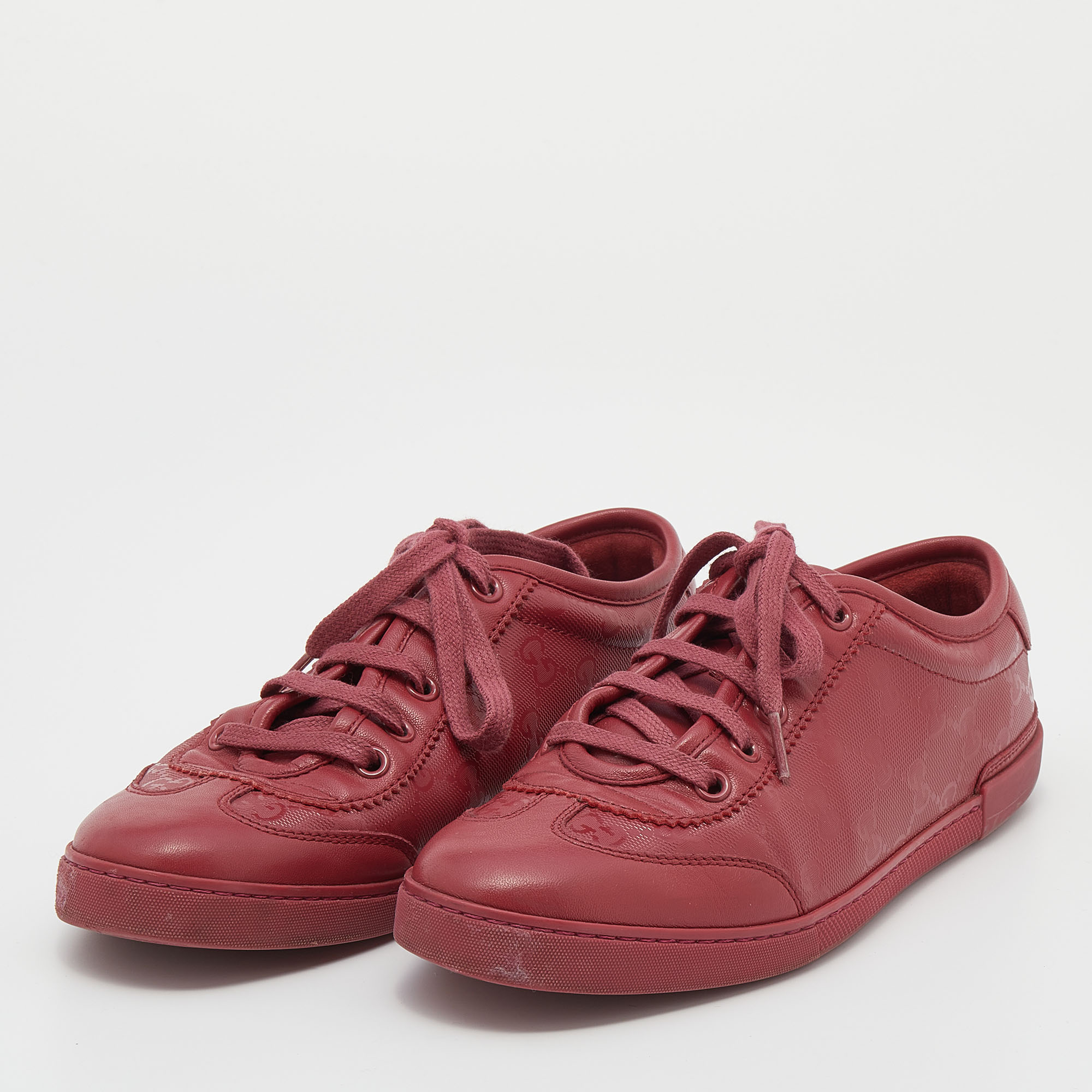 

Gucci Red GG Imprime Leather Low Top Sneakers Size