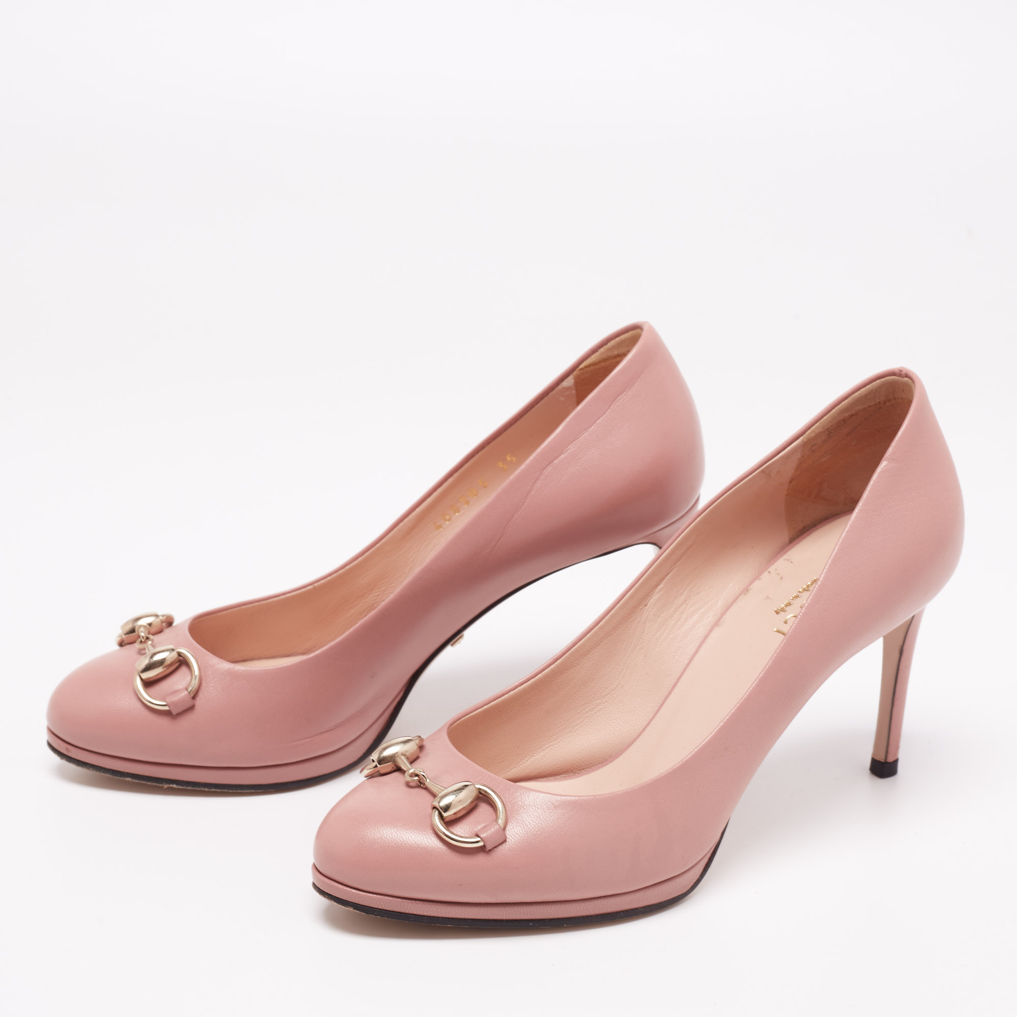 

Gucci Light Pink Leather Horsebit Round Toe Pumps Size