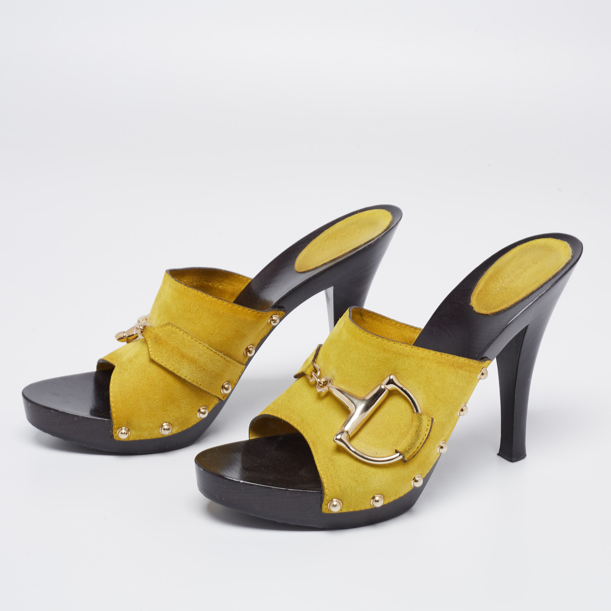 

Gucci Yellow Suede Icon Bit Clog Sandals Size