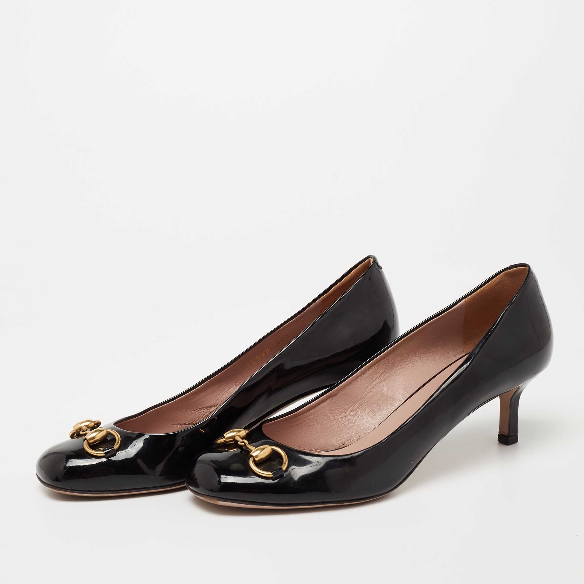 

Gucci Black Patent Leather Horsebit Pumps Size