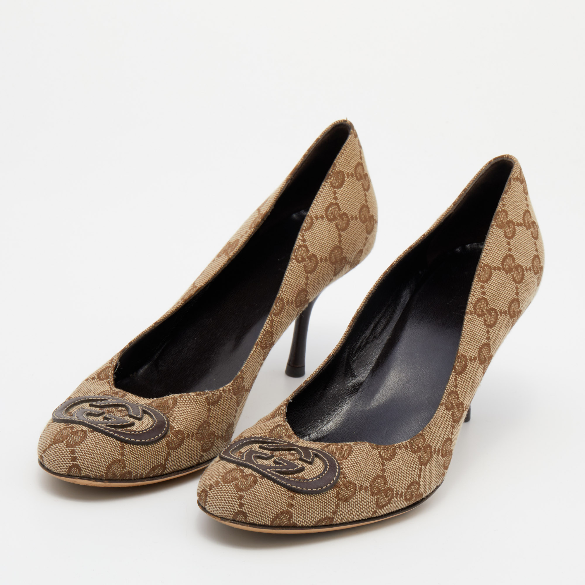 

Gucci Beige/Brown GG Canvas Interlocking G Pumps Size