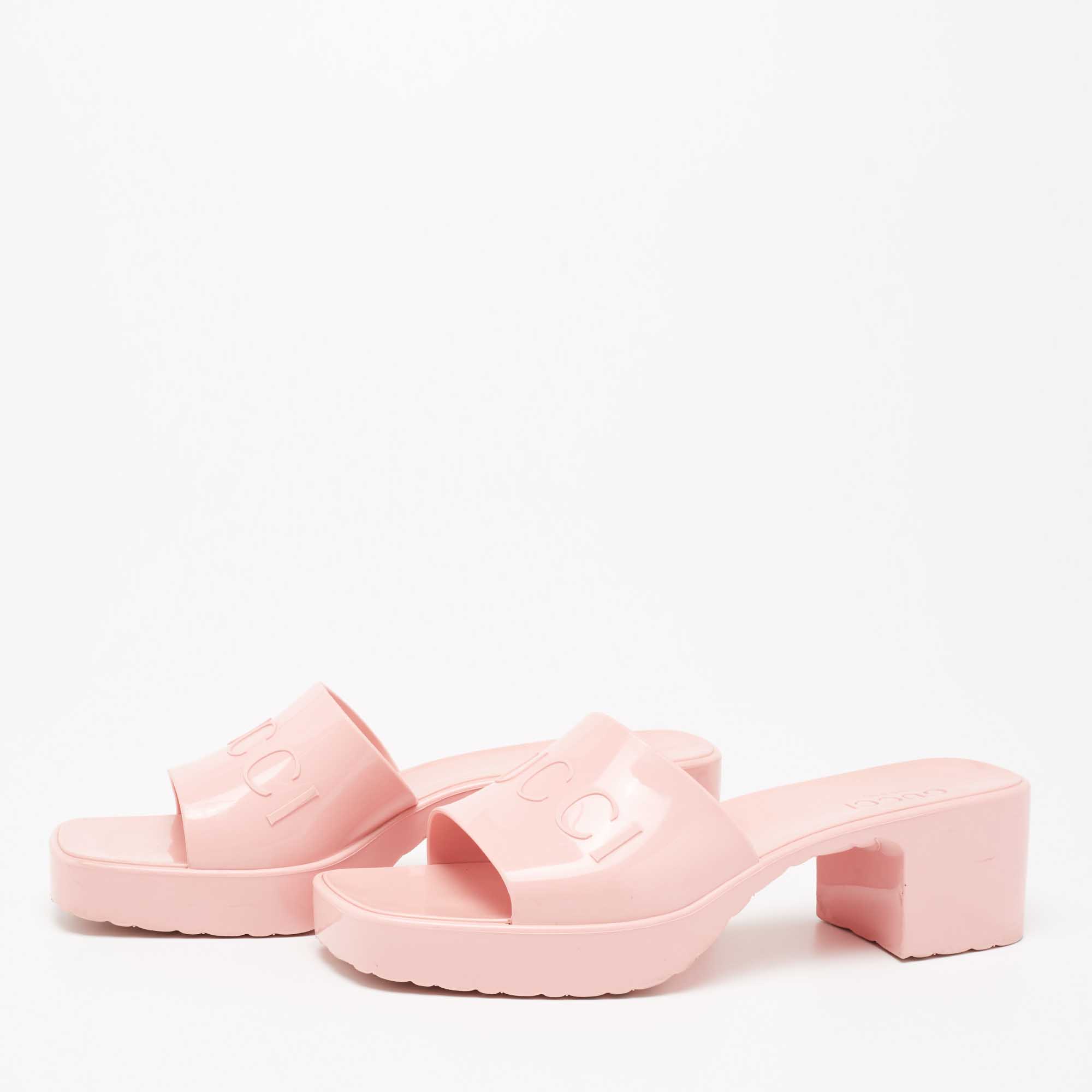 

Gucci Pink Rubber Logo Embossed Block Heel Slide Sandals Size