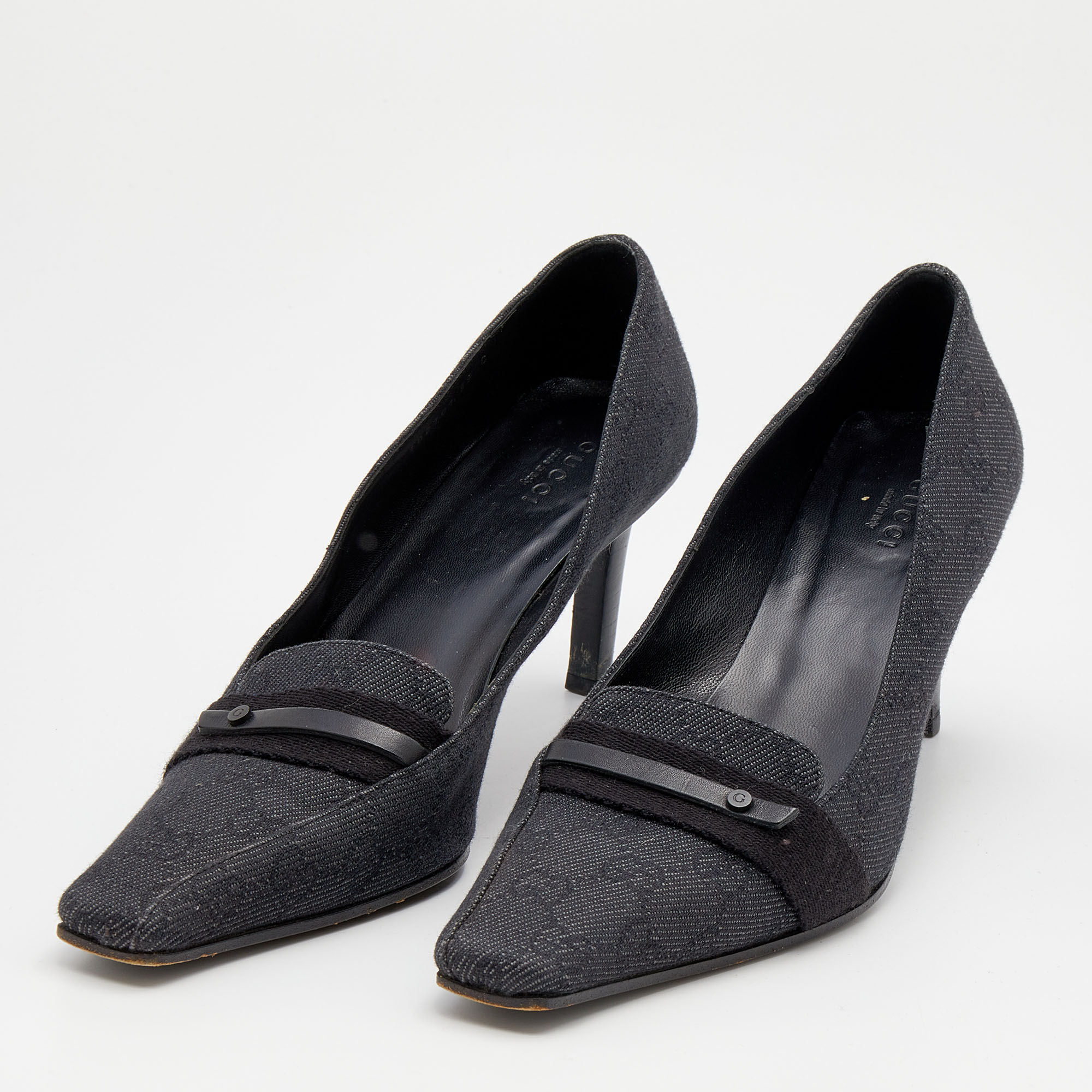 

Gucci Black GG Fabric Vintage Pumps Size, Grey