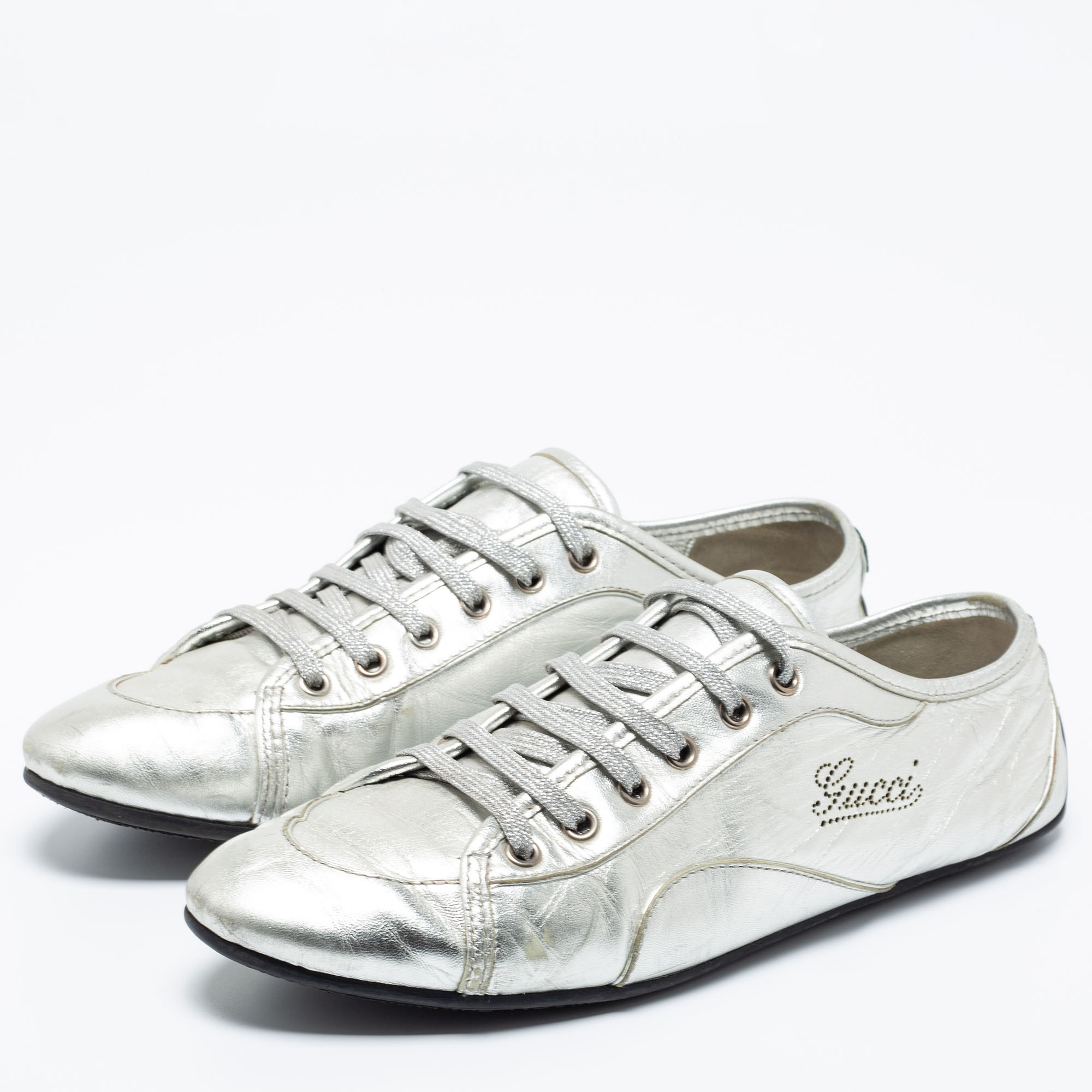 

Gucci Silver Leather Logo Low-Top Sneakers Size