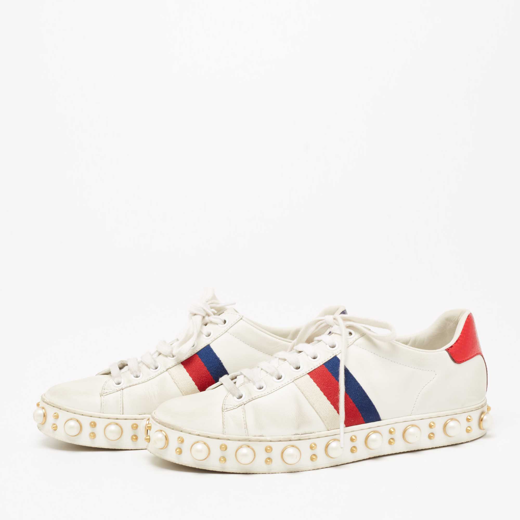 

Gucci White Leather Pearl Studded Ace Low Top Sneakers Size