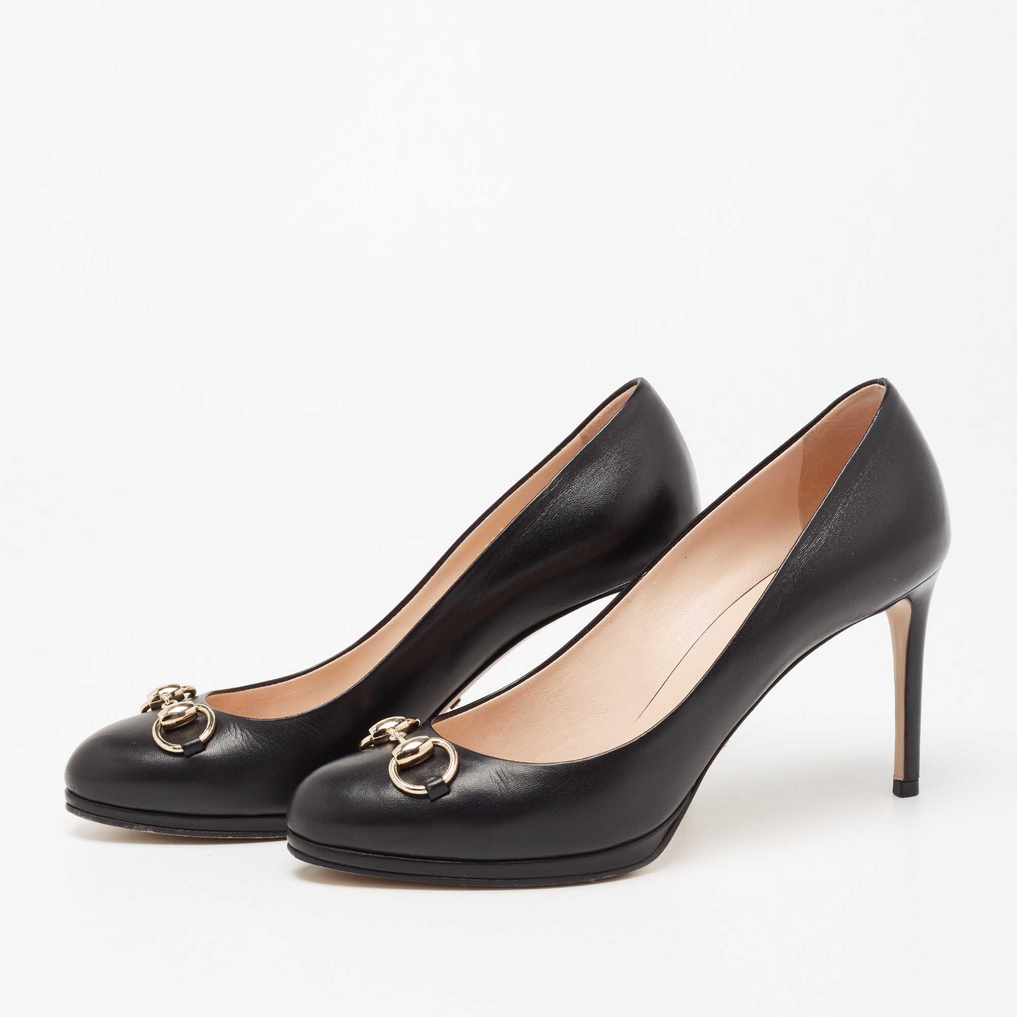 

Gucci Black Leather Horsebit Accent Pumps Size