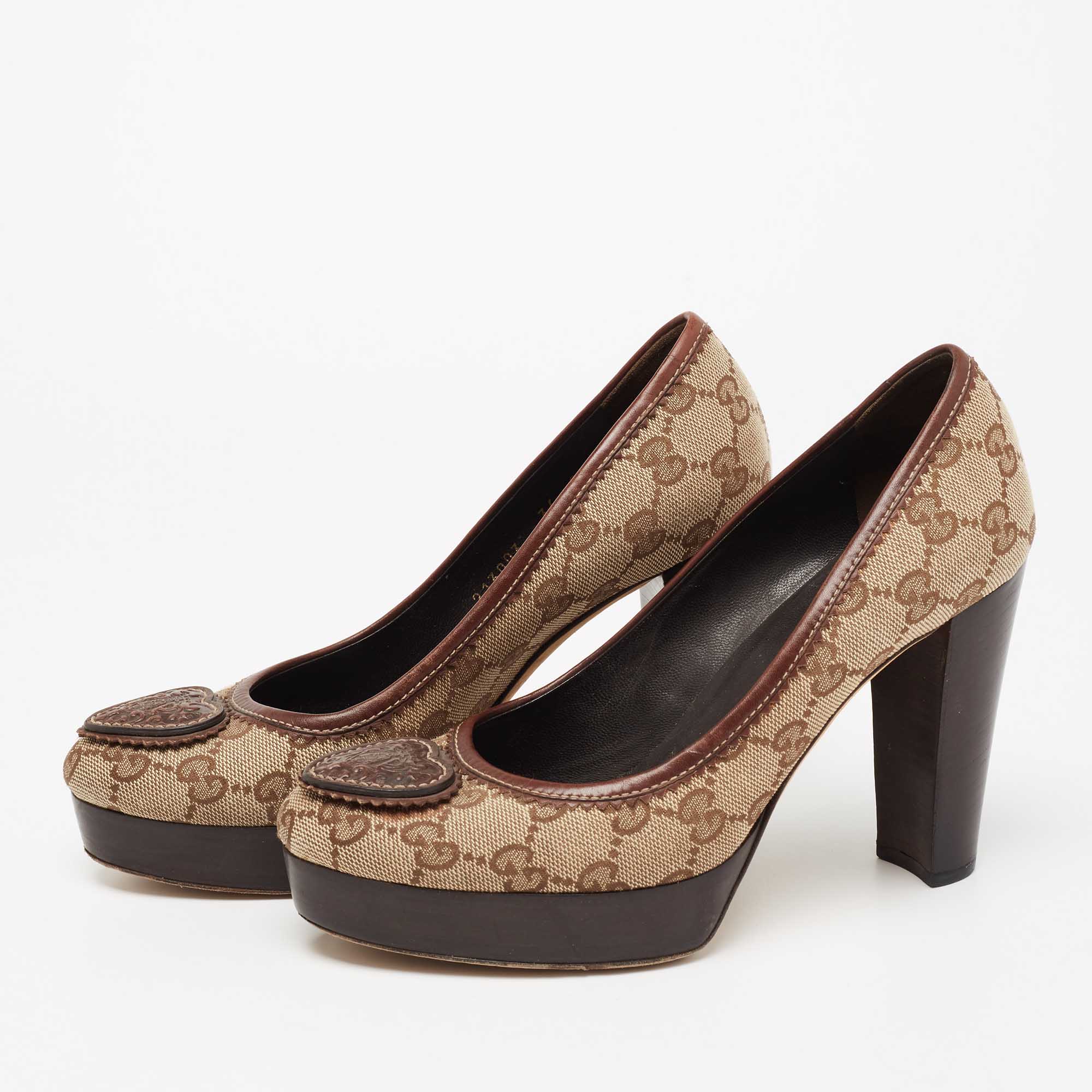 

Gucci Beige/Brown GG Canvas Hysteria Logo Platform Pumps Size