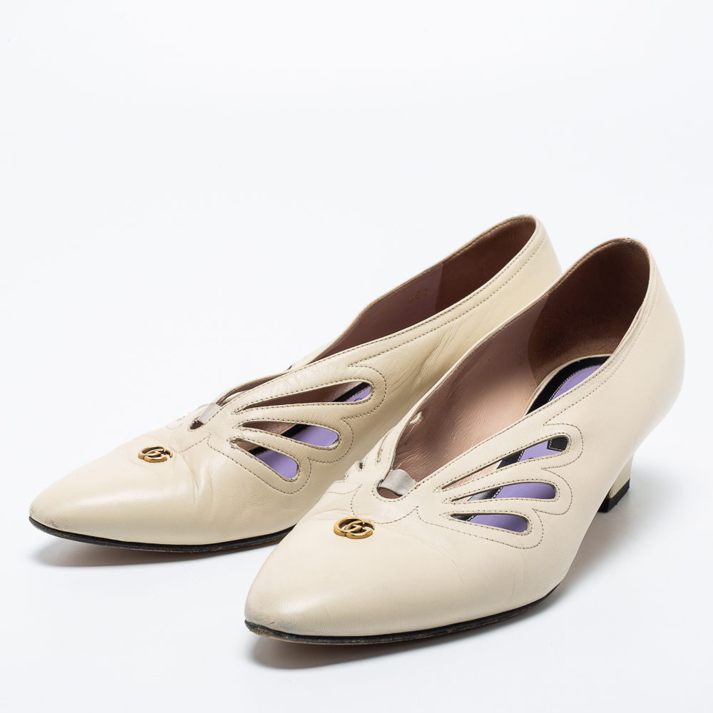 

Gucci Cream Leather Cutout Detail GG Berith Pumps Size