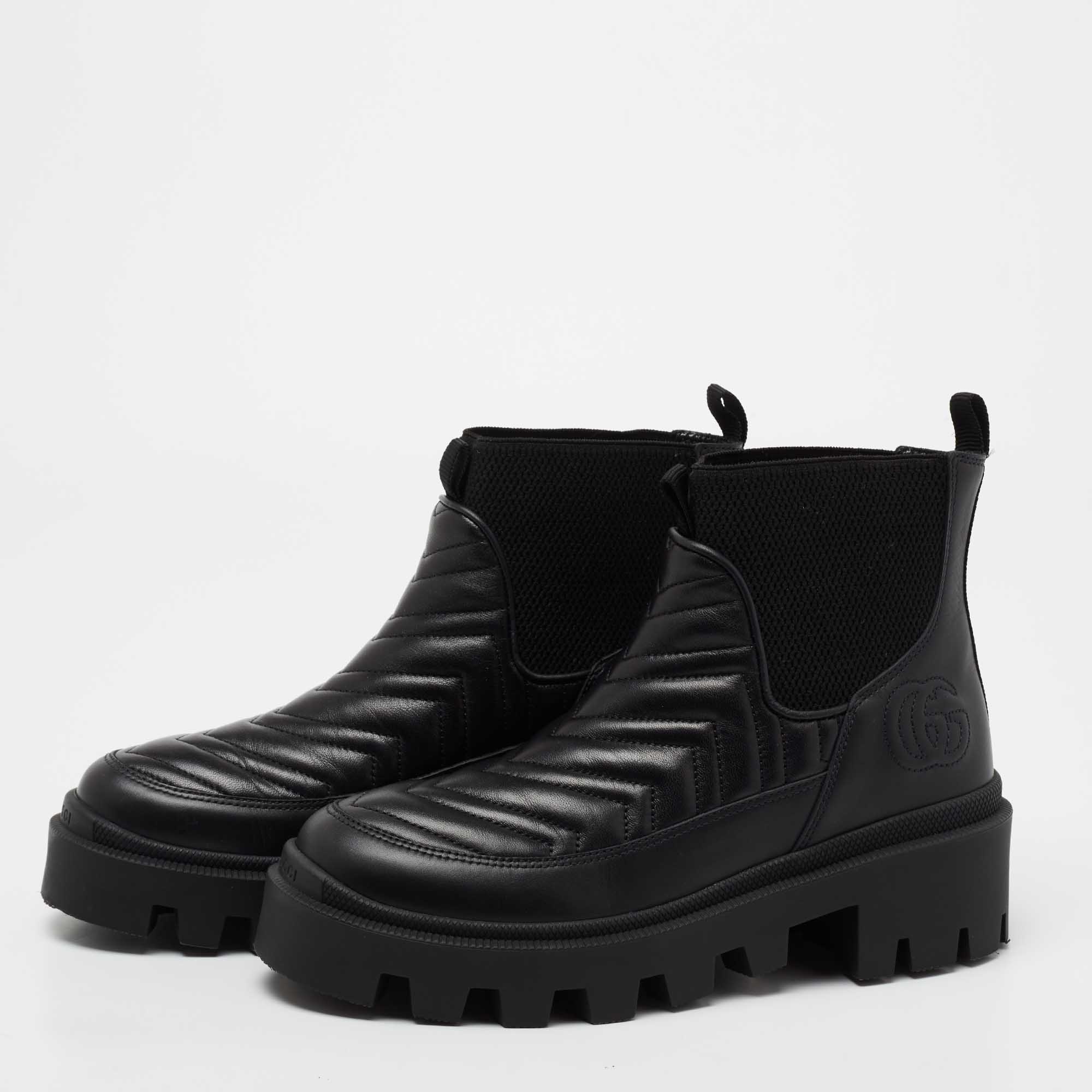 

Gucci Black Leather Matelassé Chelsea Boots Size