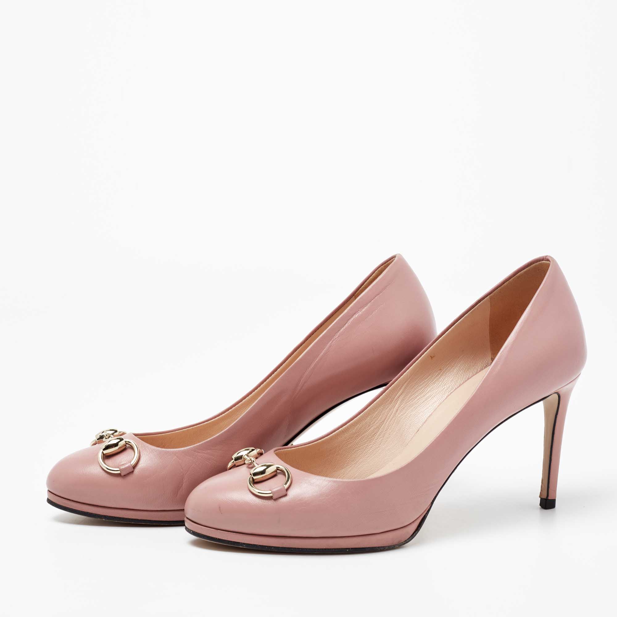 

Gucci Pink Leather Jolene Pumps Size