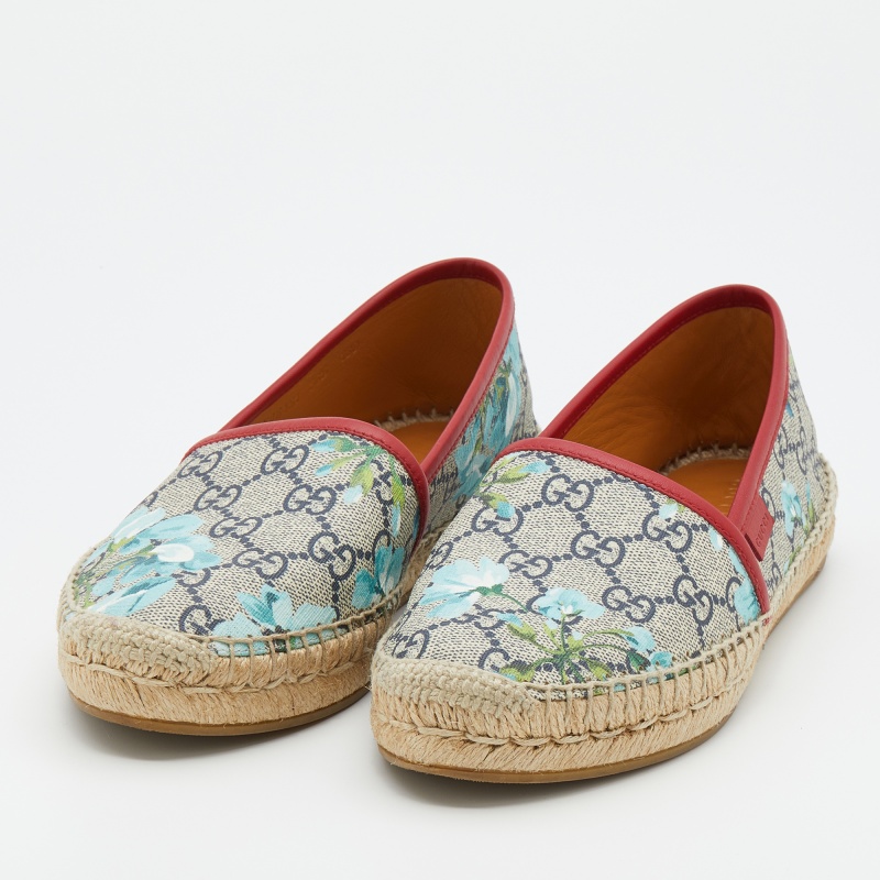 

Gucci Beige/Red GG Supreme Canvas Blooms Espadrille Flats Size