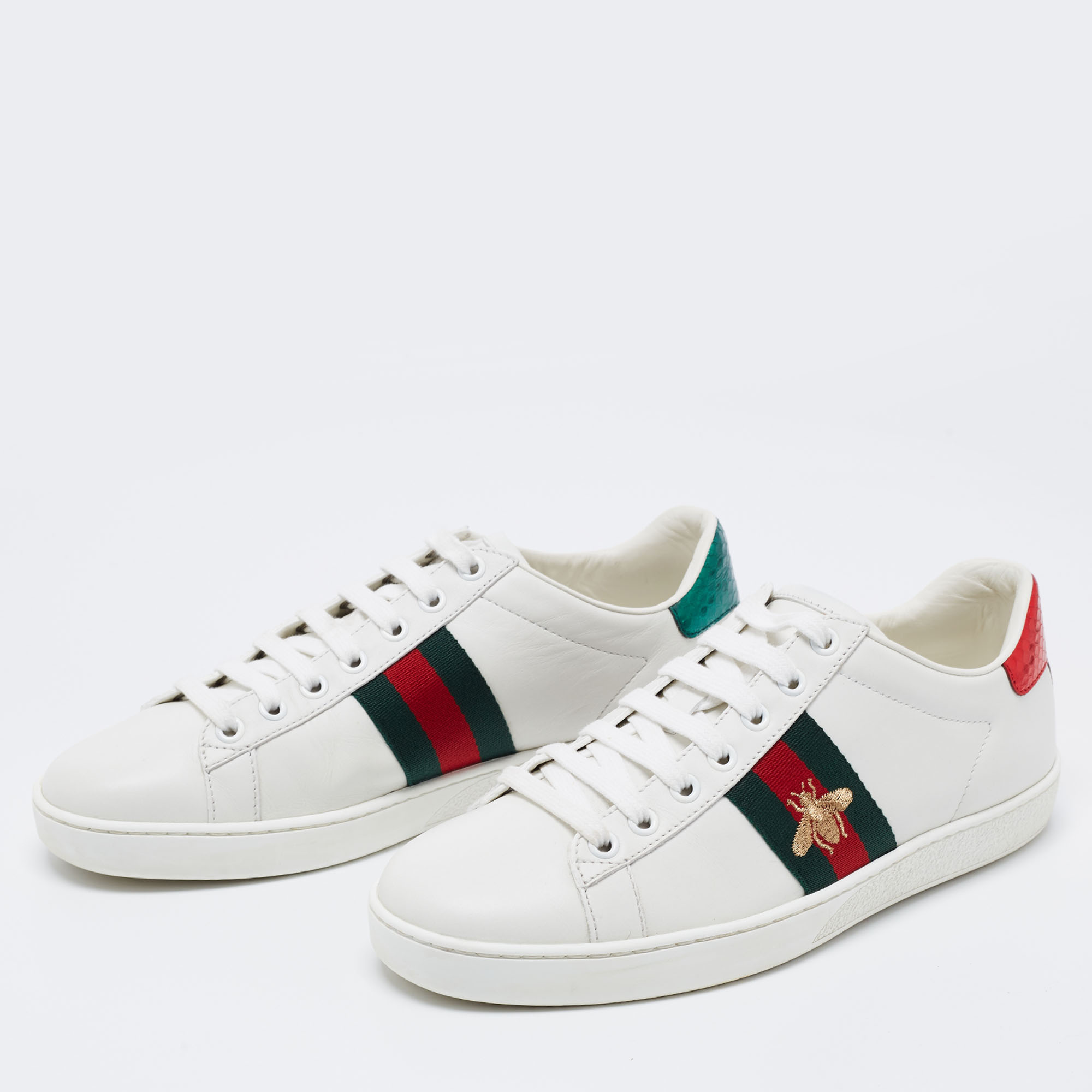 

Gucci White Leather Bee Embroidered Ace Low Top Sneakers Size