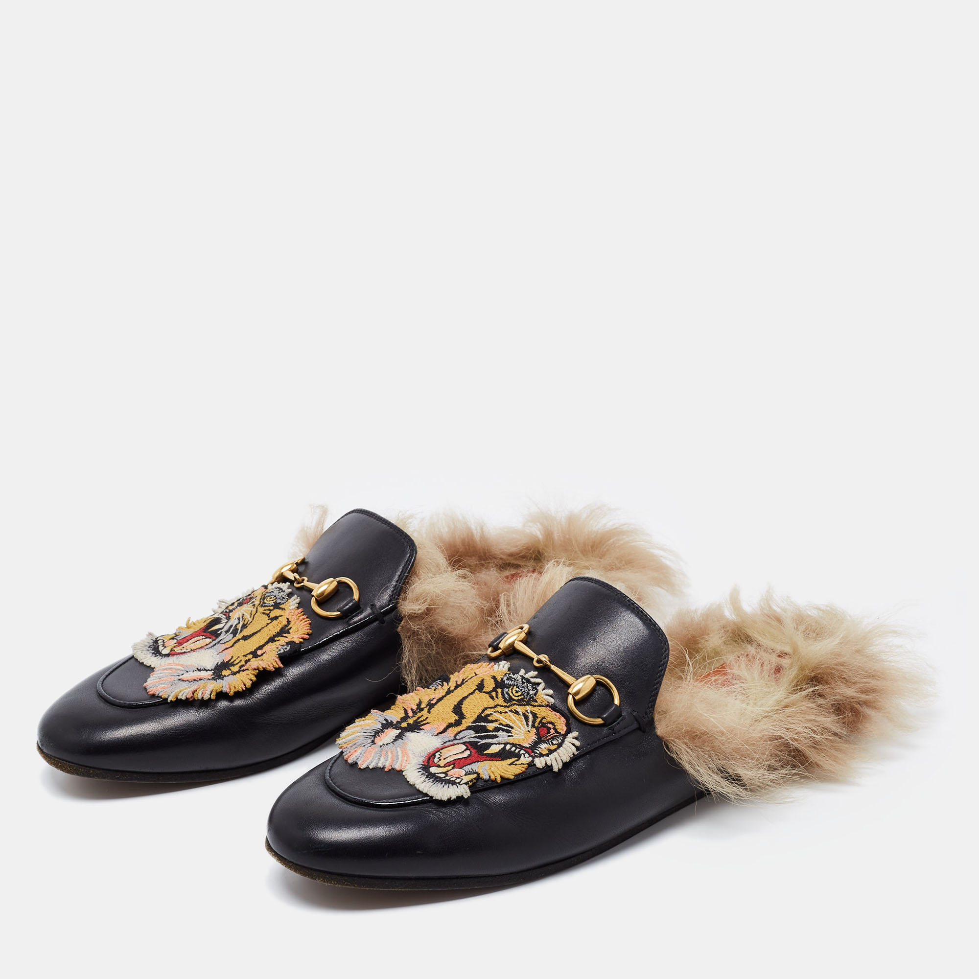

Gucci Black Tiger Embroidered Leather And Fur Princetown Horsebit Flat Mules Size