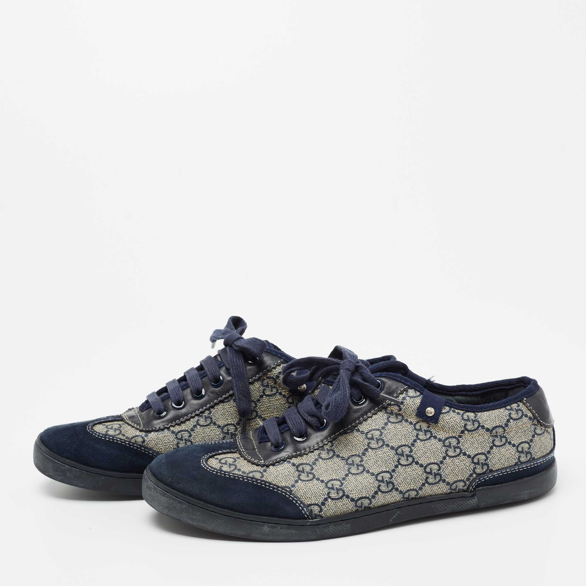 

Gucci Navy Blue/Beige GG Supreme Canvas and Suede Low Top Sneakers Size