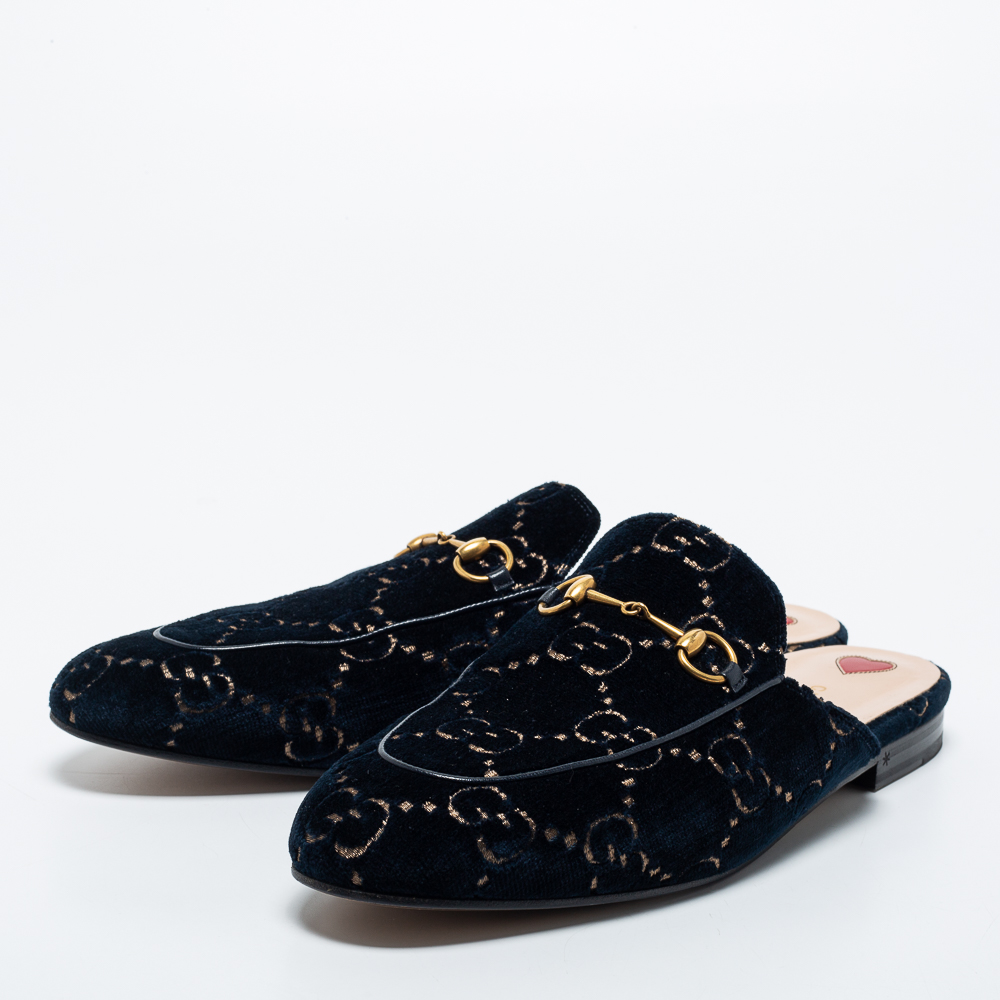 

Gucci Blue Velvet Princetown Mules Sandals Size