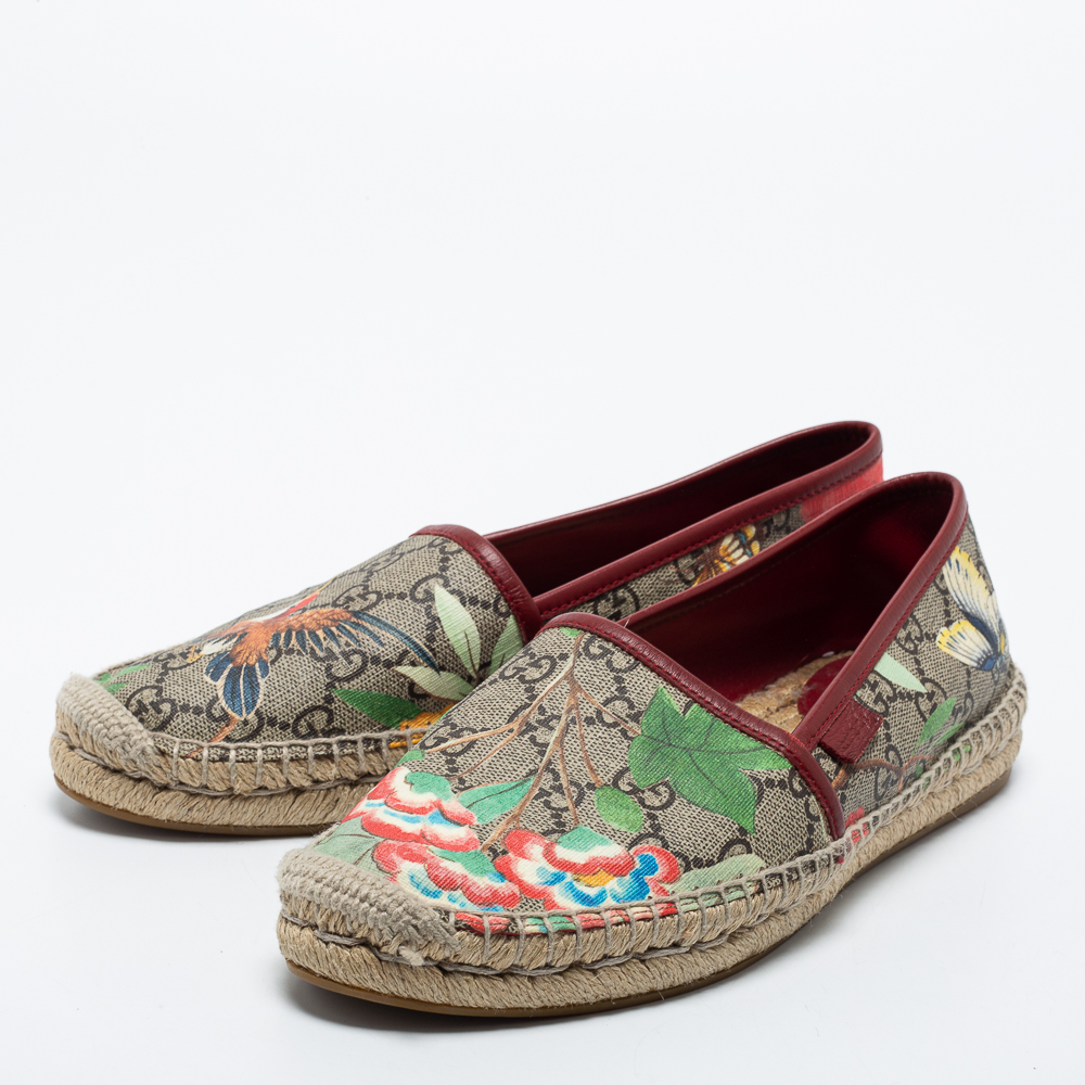 

Gucci Beige Flora Print Coated Canvas and Leather Slip On Espadrilles Size