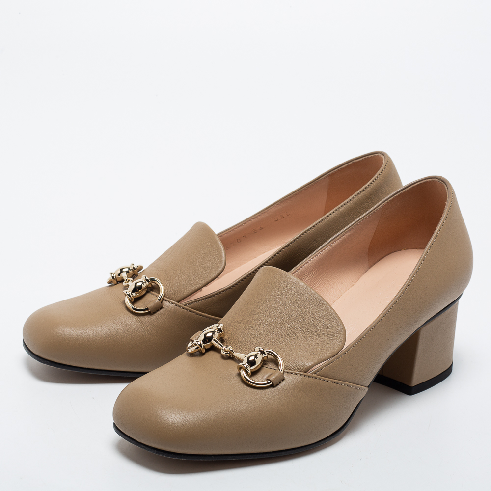 

Gucci Beige Leather Horsebit Block Heel Pumps Size