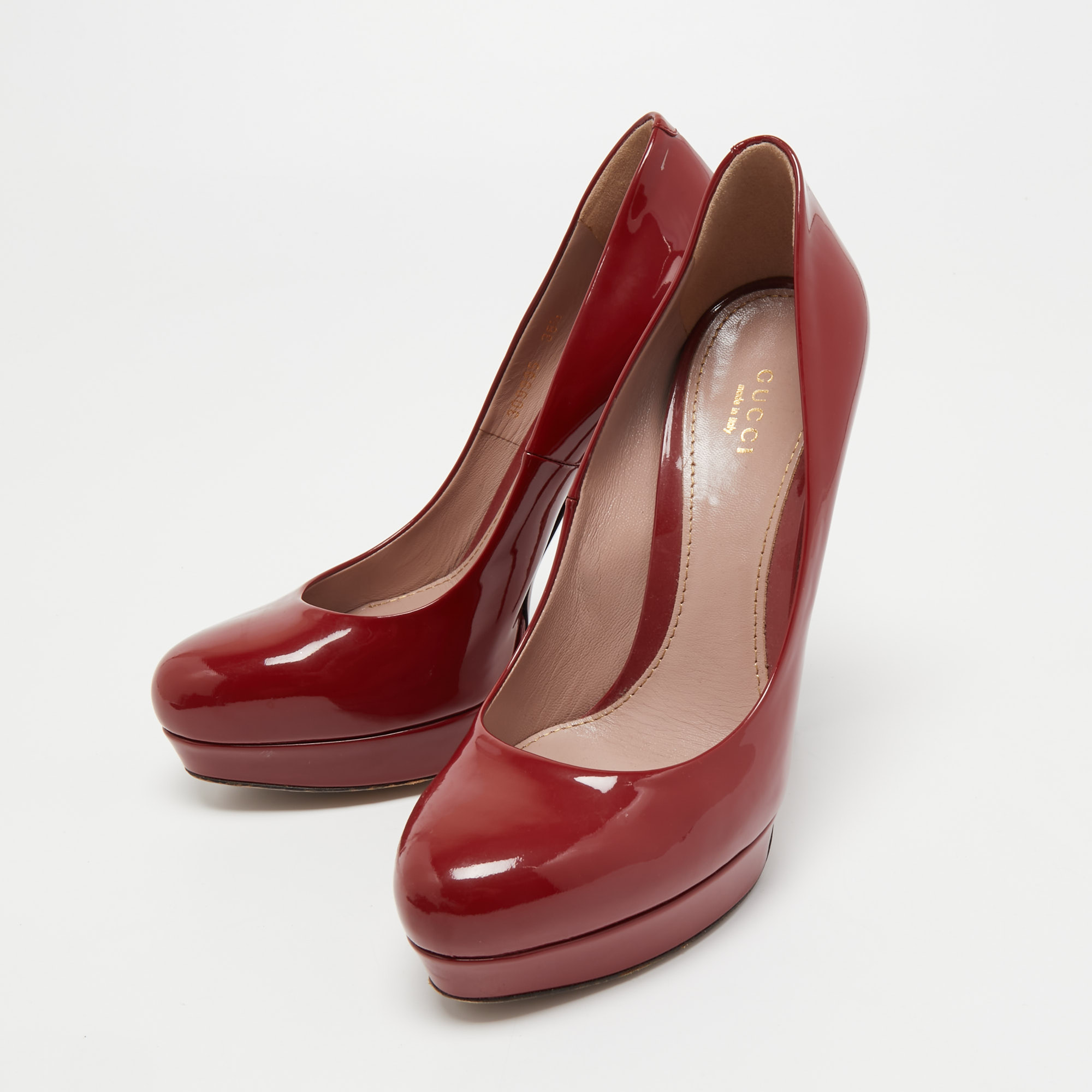 

Gucci Red Patent Leather Platform Pumps Size