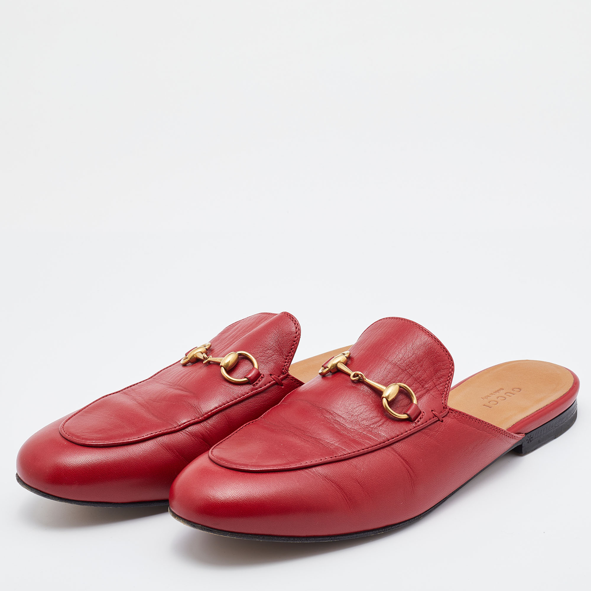 

Gucci Red Leather Princetown Horsebit Flat Mules Size