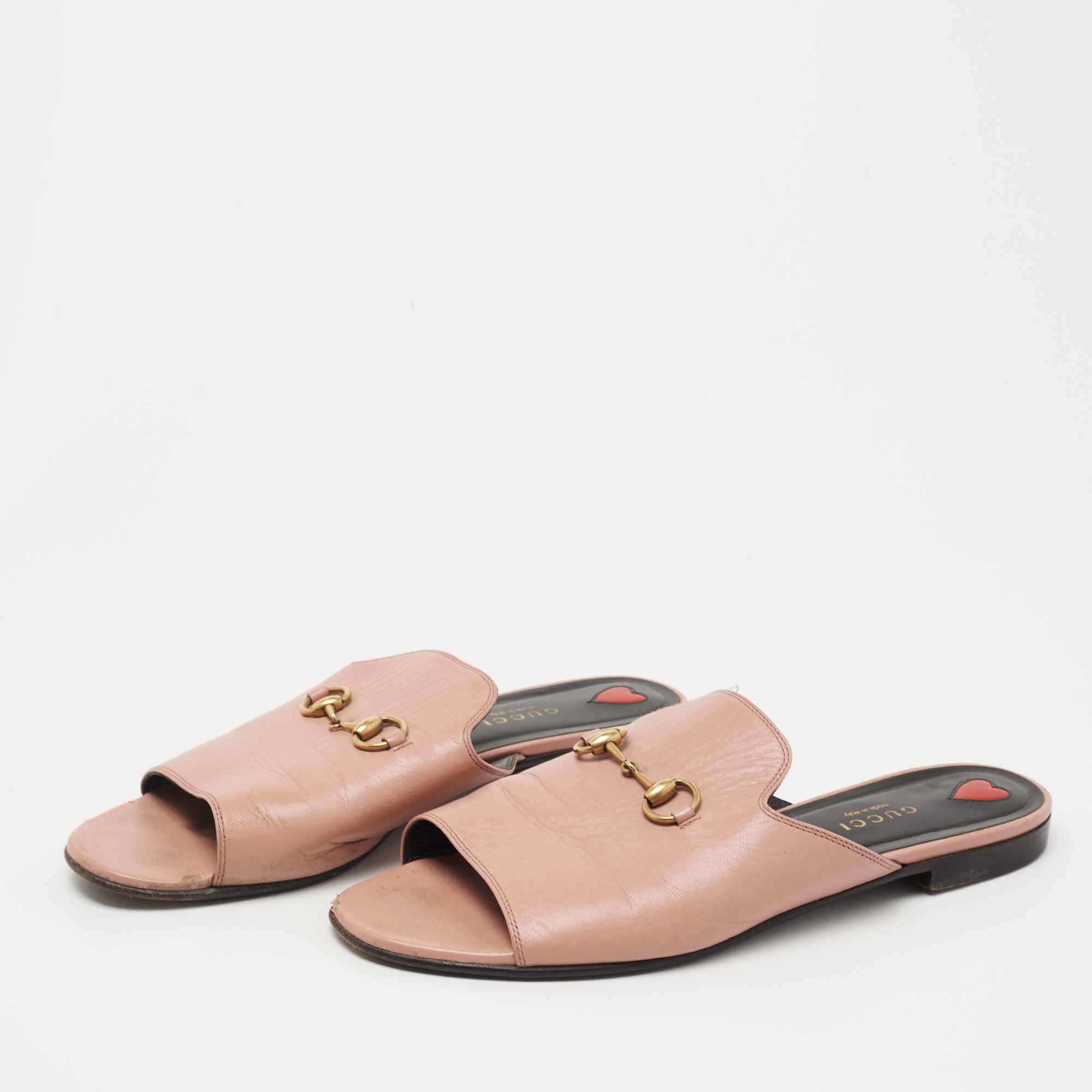 

Gucci Pink Leather Malaga Horsebit Flat Slides Size