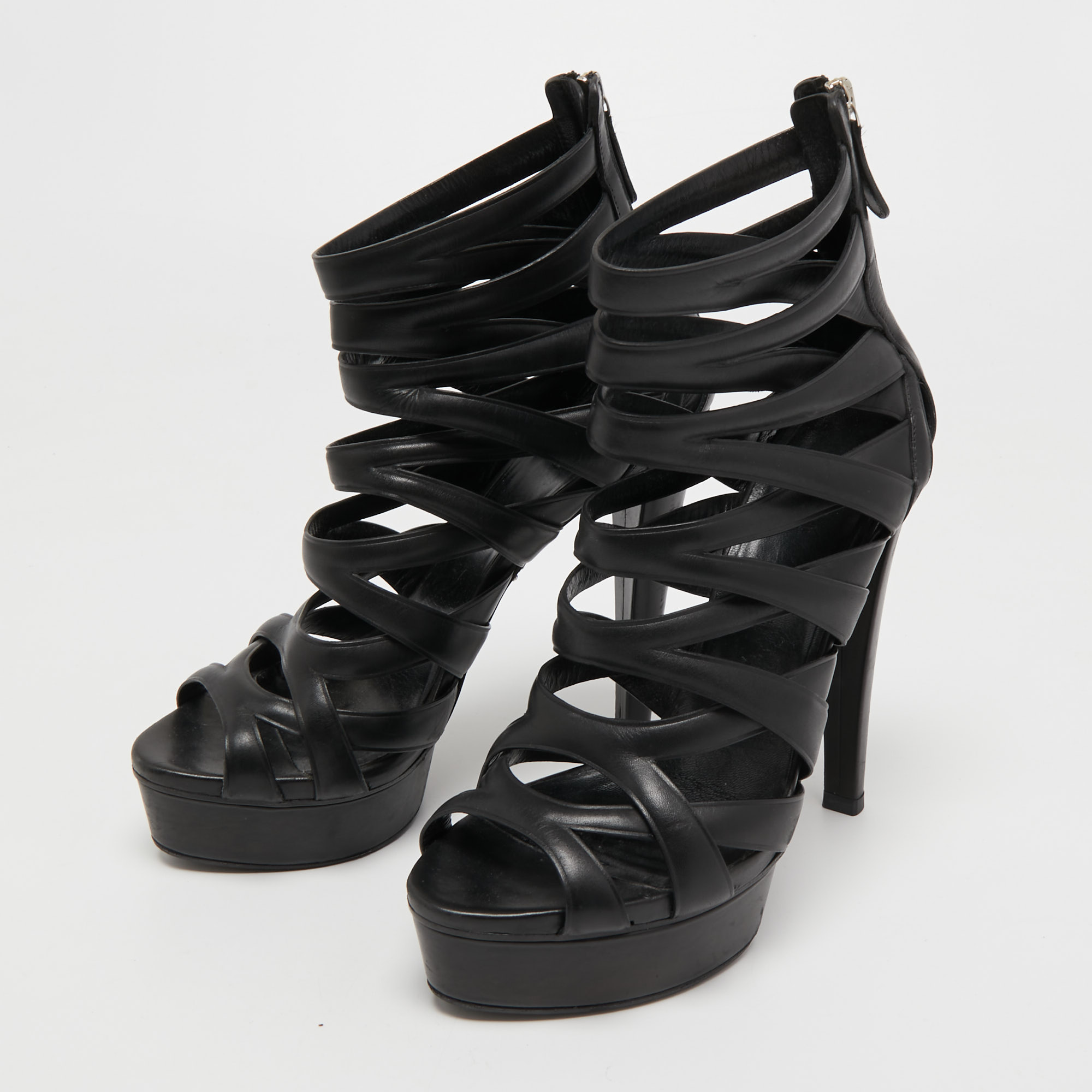 

Gucci Black Leather Lifford Platform Sandals Size