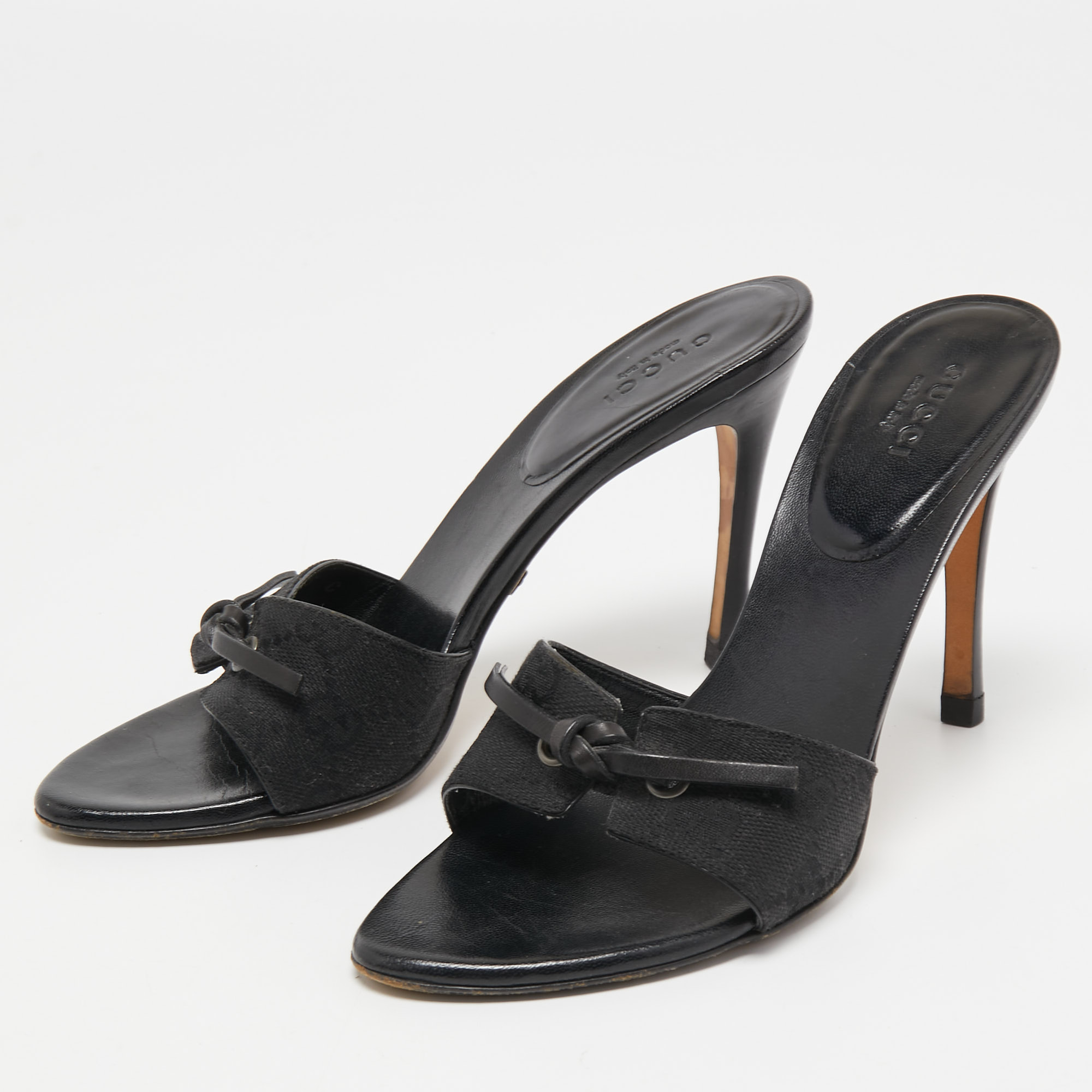 

Gucci Black Monogram Canvas Slide Sandals Size