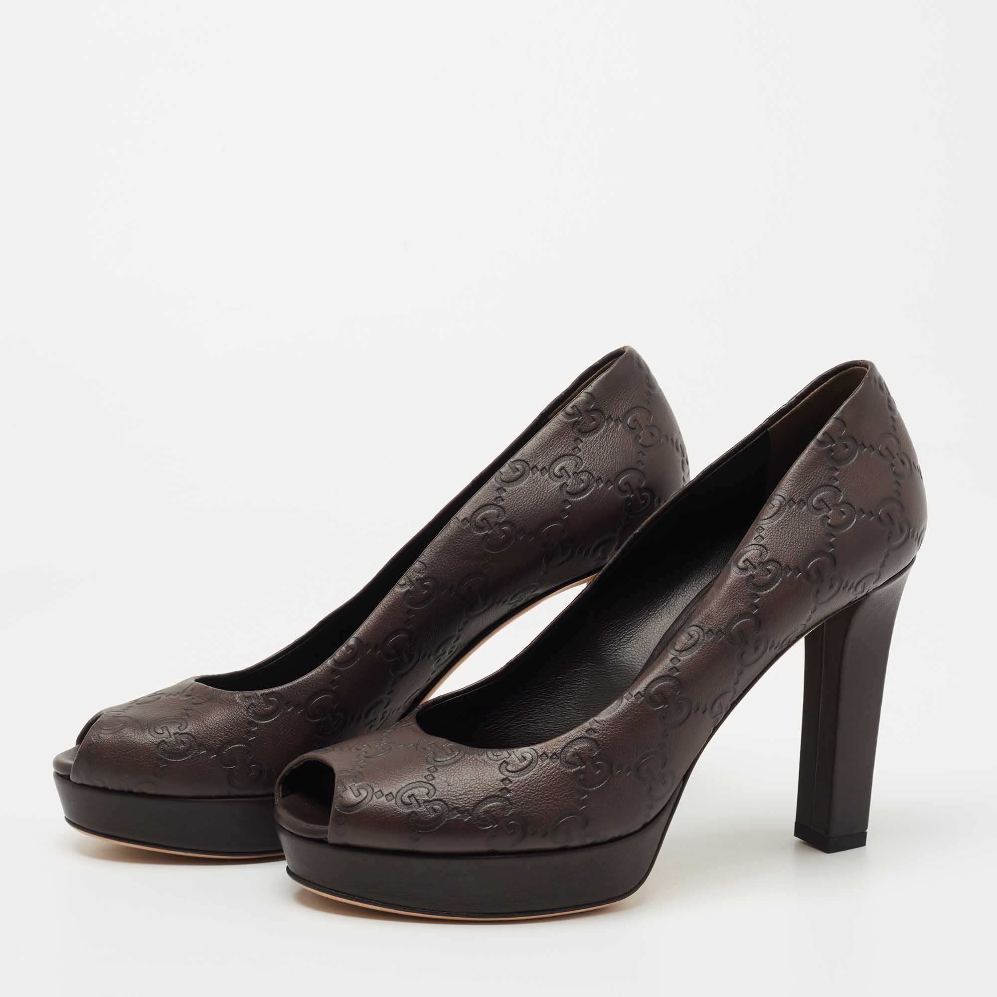 

Gucci Brown Guccissima Leather Peep Toe Platform Pumps Size