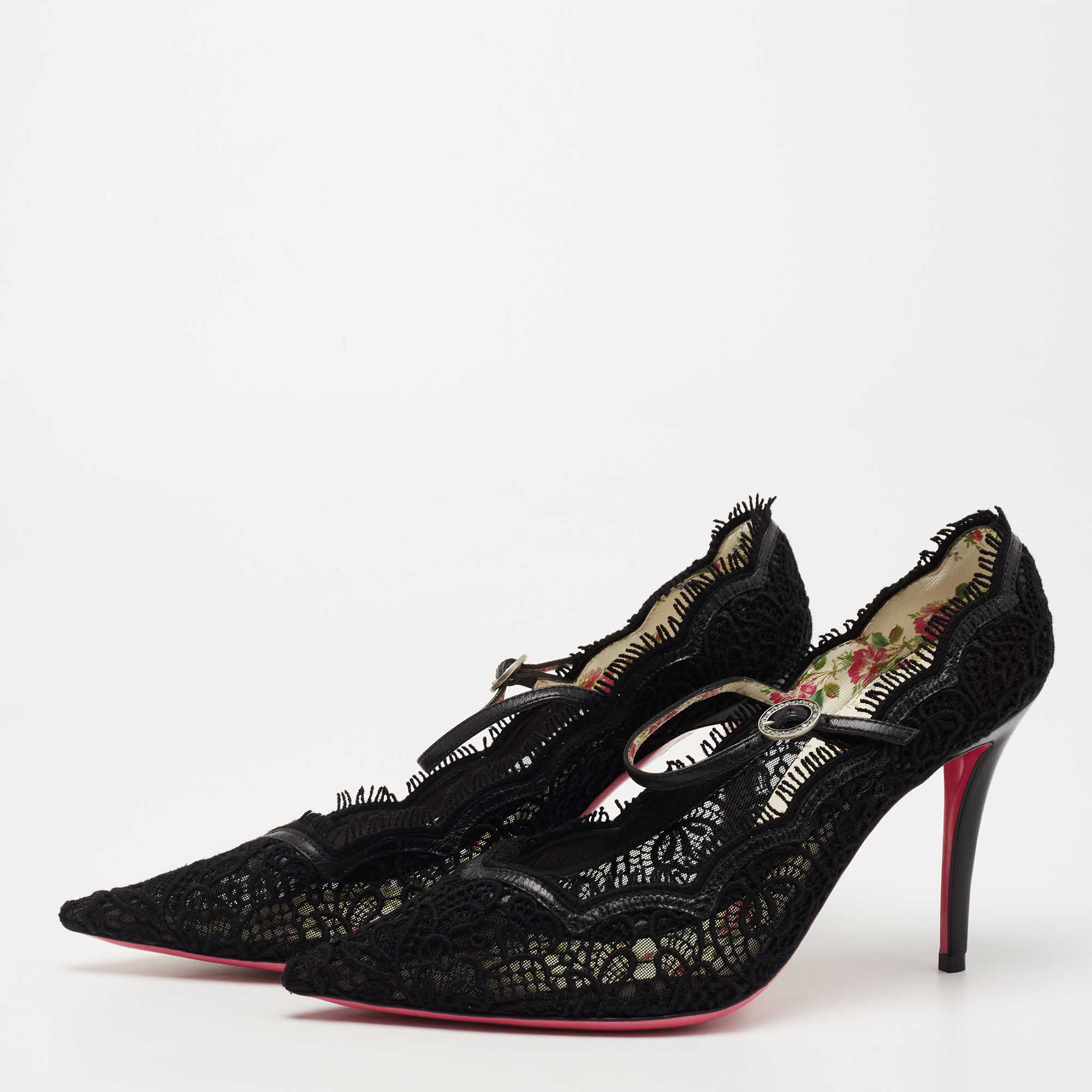 

Gucci Black Lace Virginia Mary Jane Pumps Size
