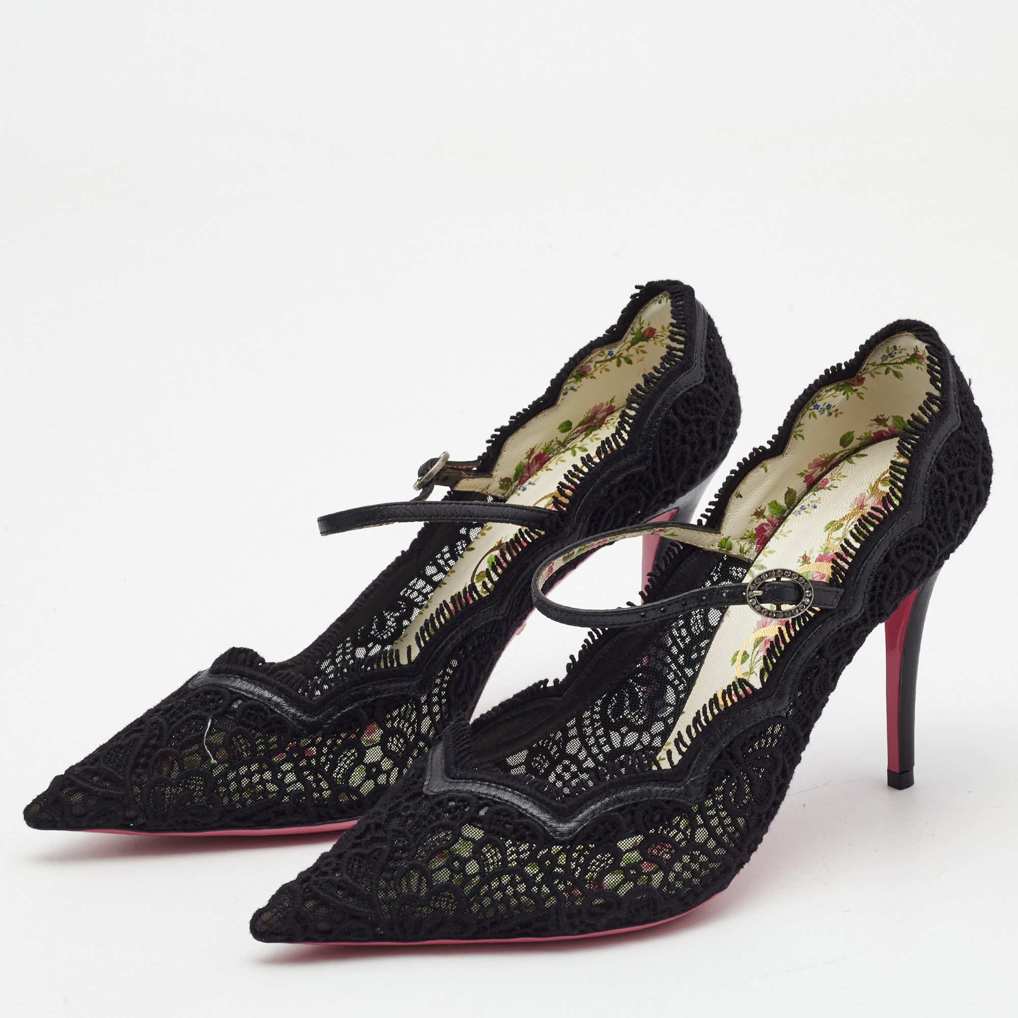 

Gucci Black Lace Virginia Mary Jane Pumps Size