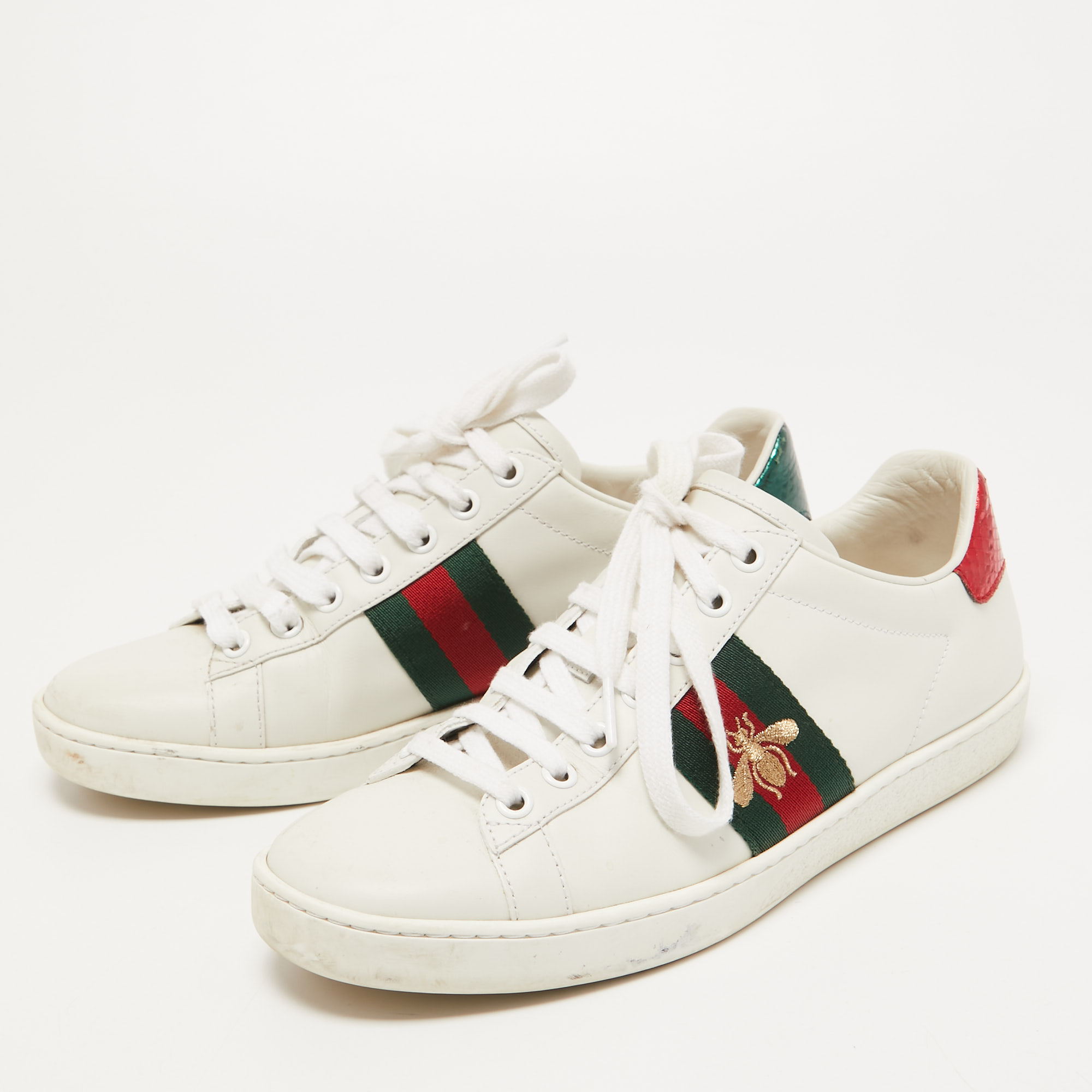 

Gucci White Leather Embroidered Bee Ace Sneakers Size