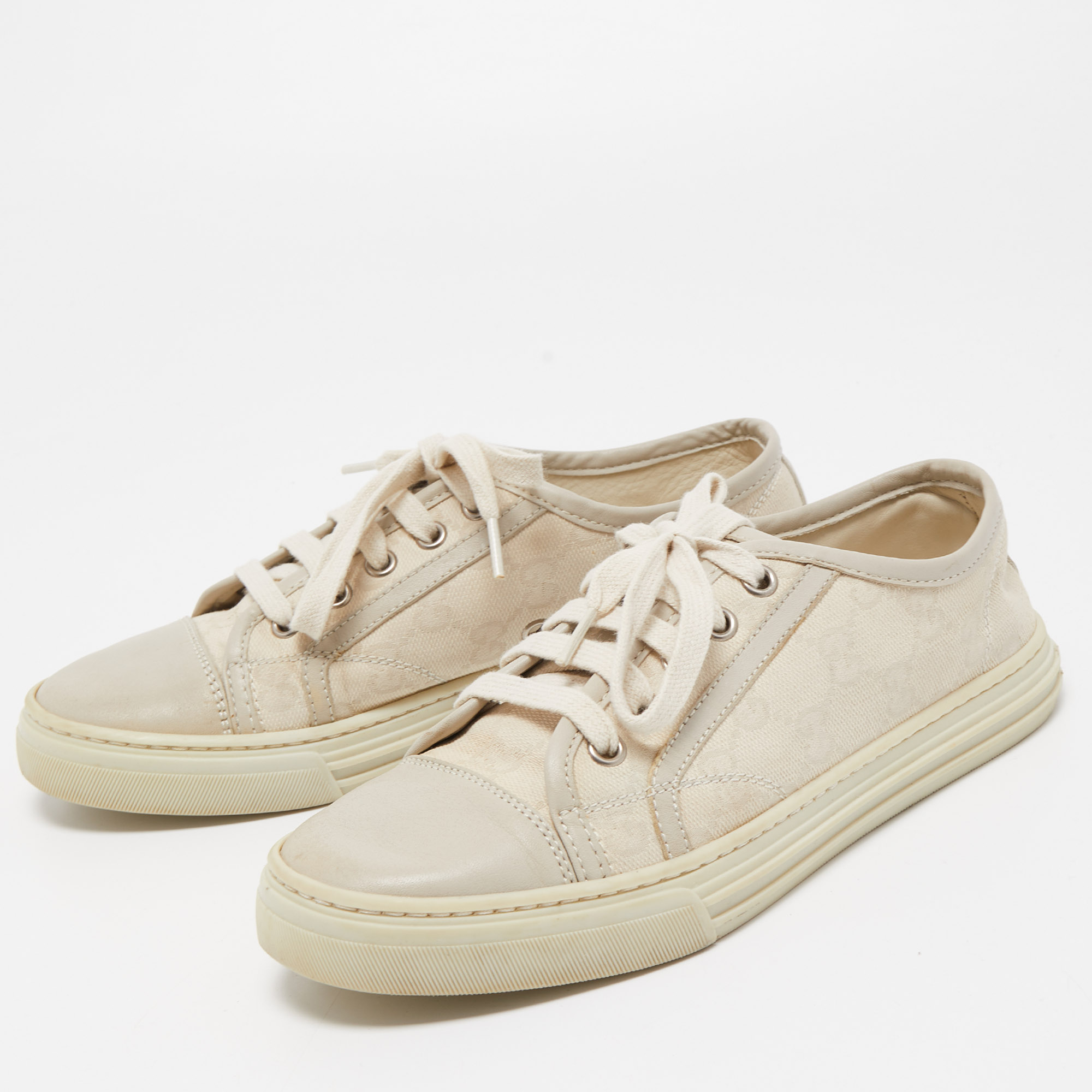 

Gucci White/Grey GG Canvas and Leather Low Top Sneakers Size