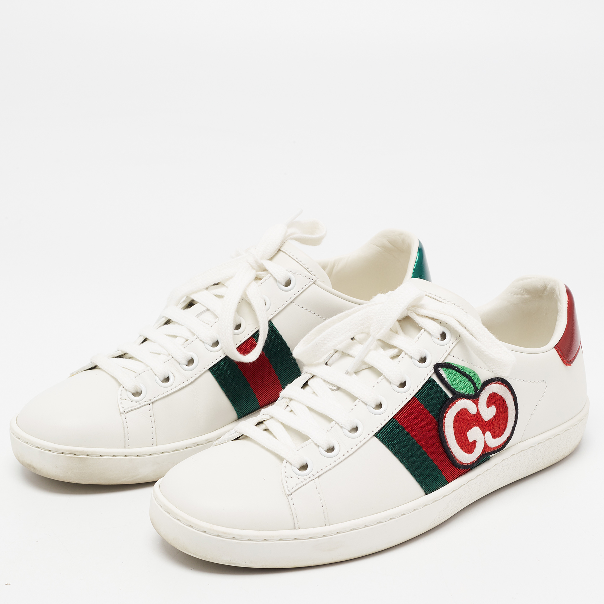 

Gucci White Leather GG Apple Applique Ace Sneakers Size