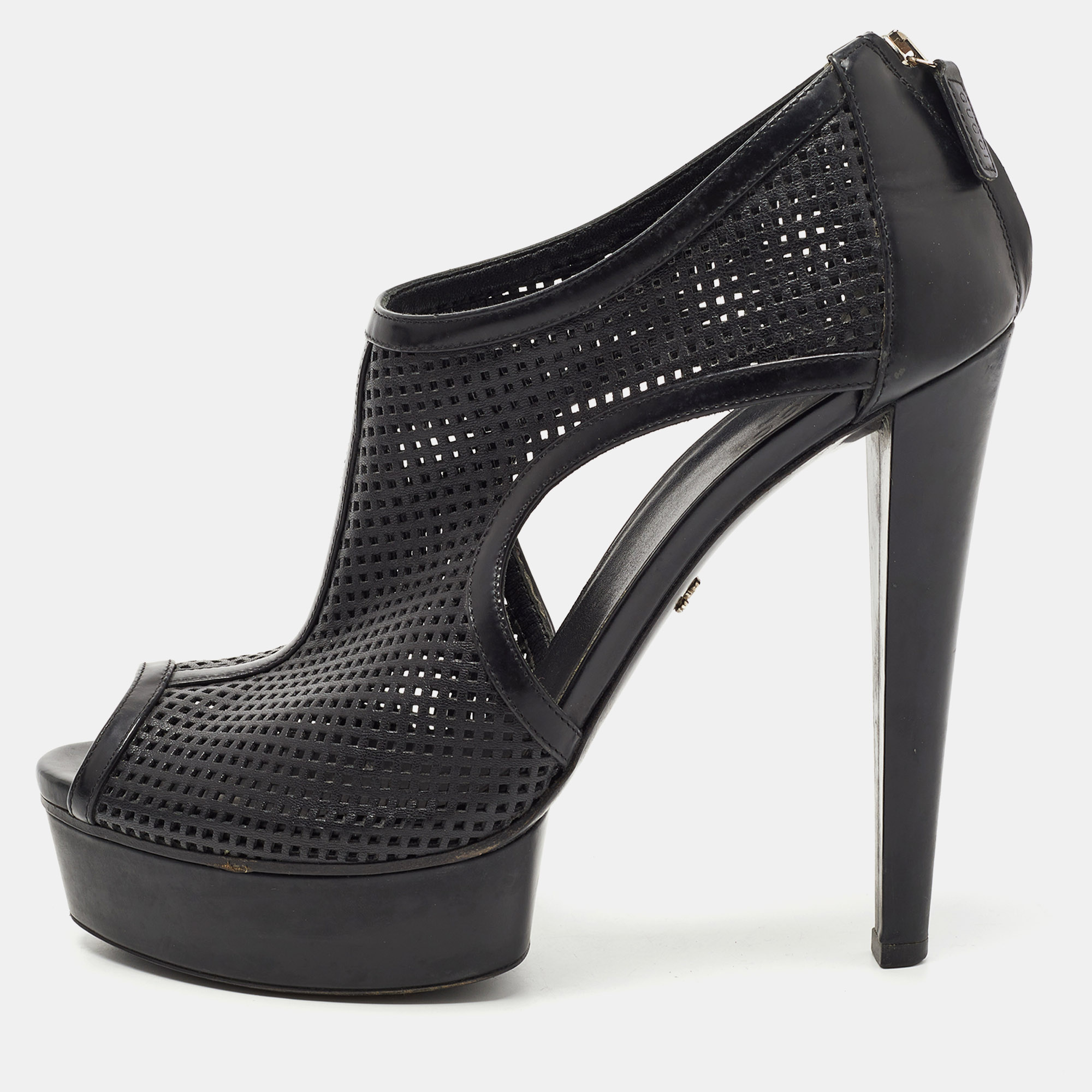 Pre-owned Gucci Black Perforated Leather Kim Ankle Booties Size 38.5