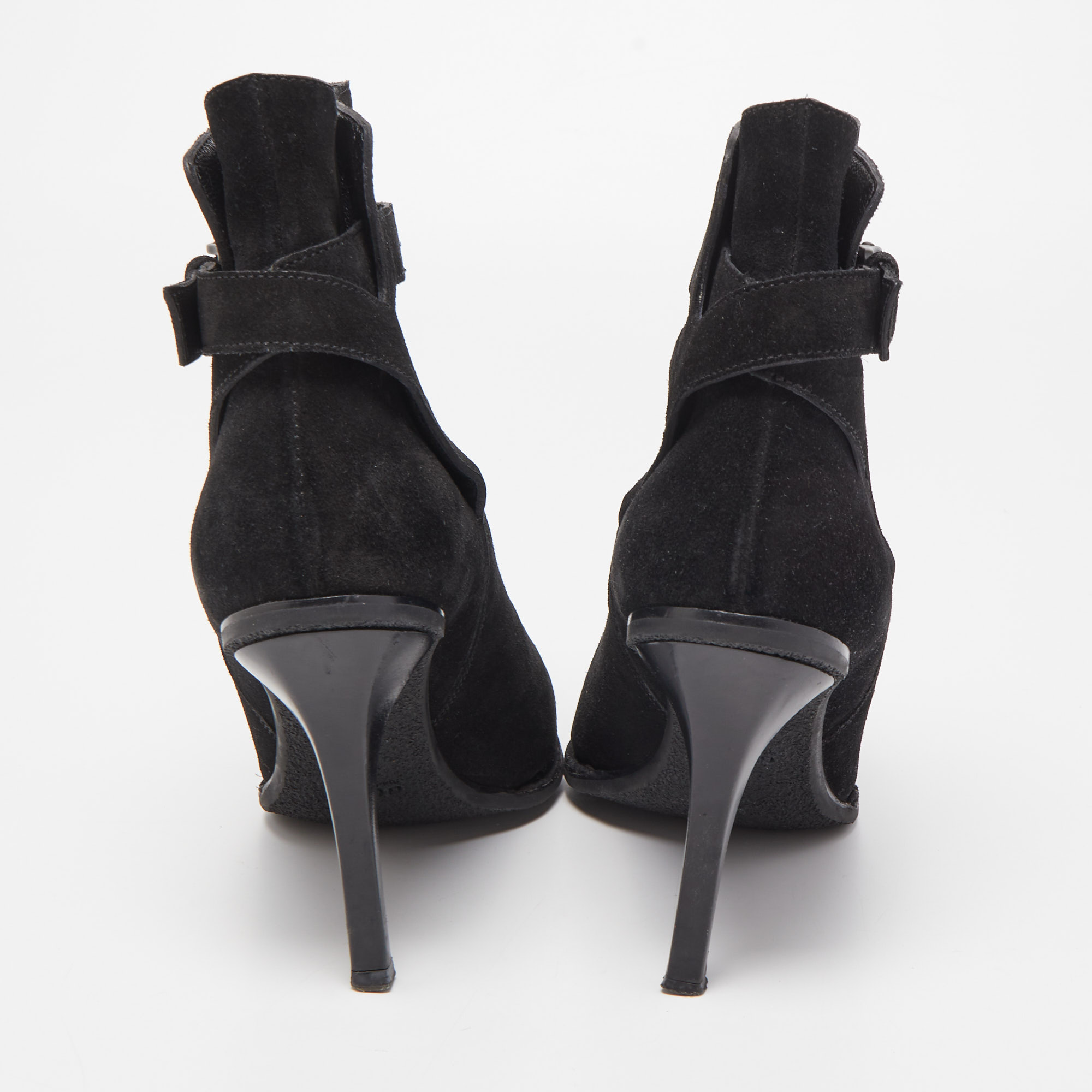 Gucci Black Suede Pointed Toe Ankle Boots Size 39 