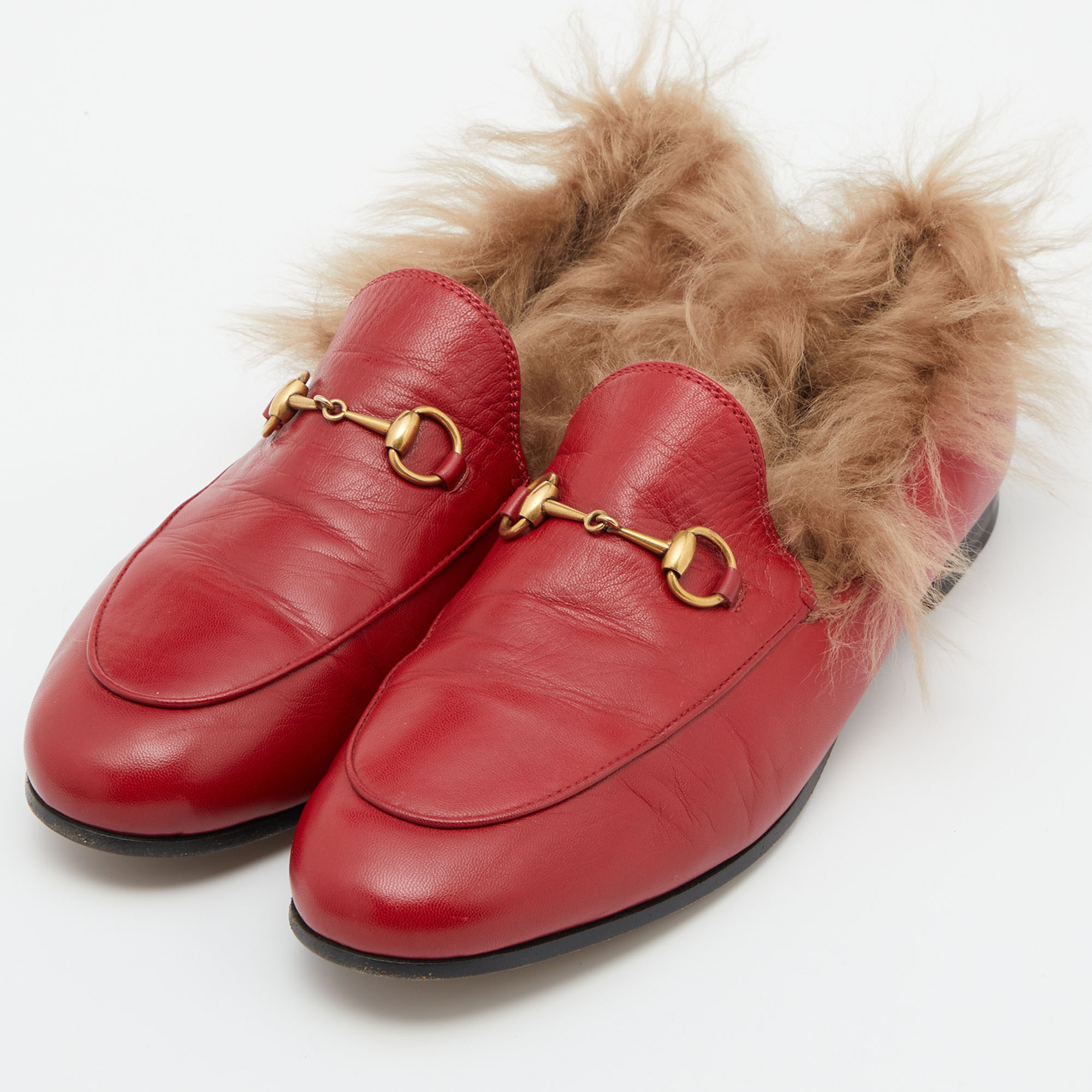 

Gucci Red Leather and Fur Princetown Mules Size