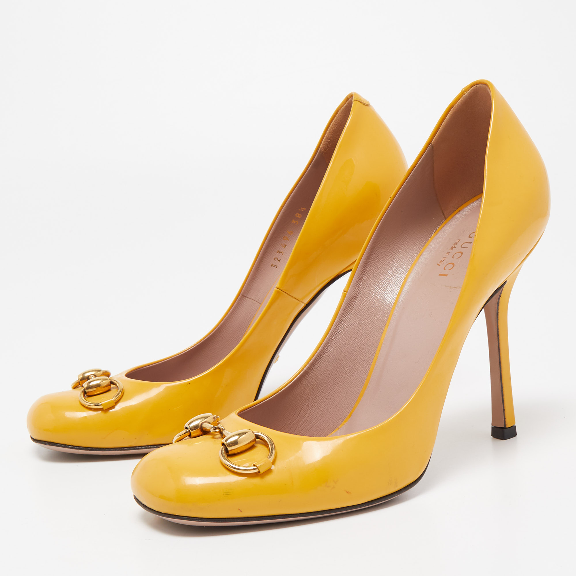 

Gucci Yellow Patent Leather Horsebit Pumps Size