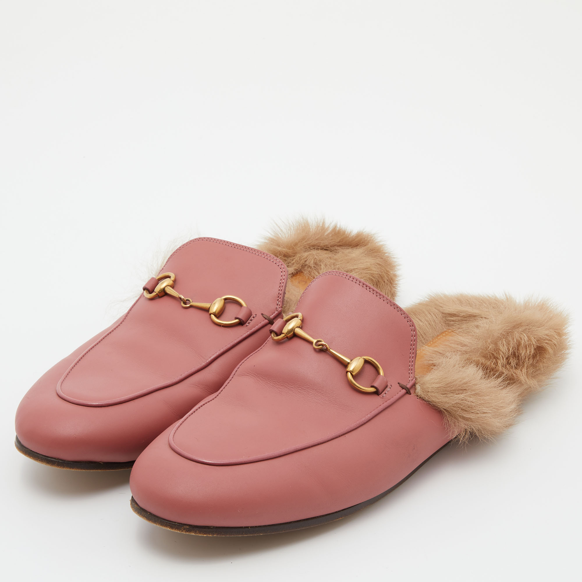 

Gucci Pink Leather and Fur Princetown Flat Mules Size