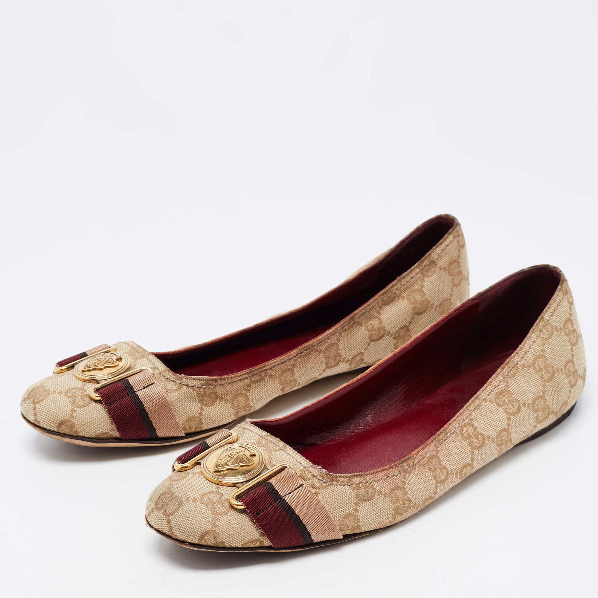 

Gucci Beige/Brown GG Canvas Ballet Flats Size
