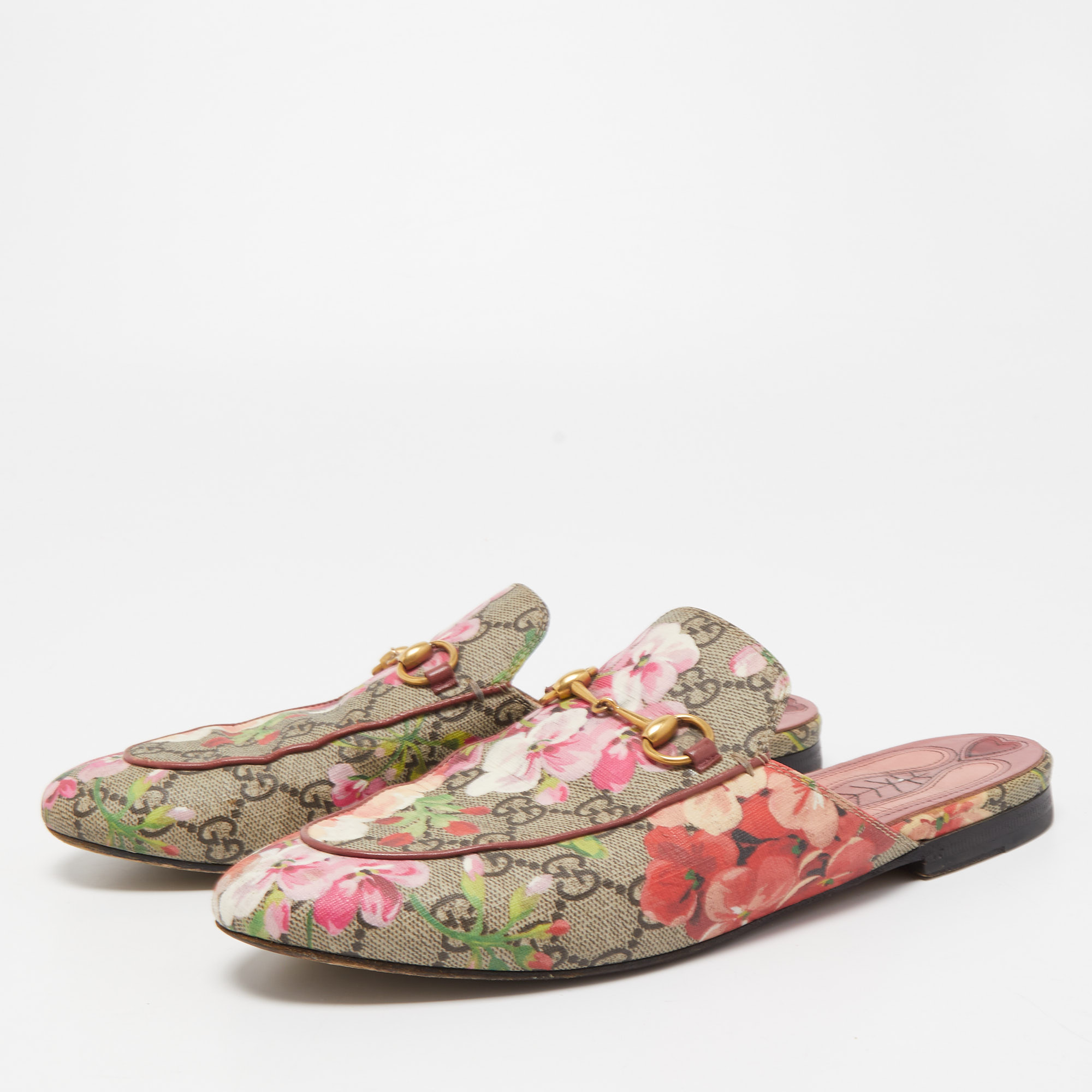 

Gucci Beige/Brown GG Supreme Blooms Canvas Princetown Flat Mules Size